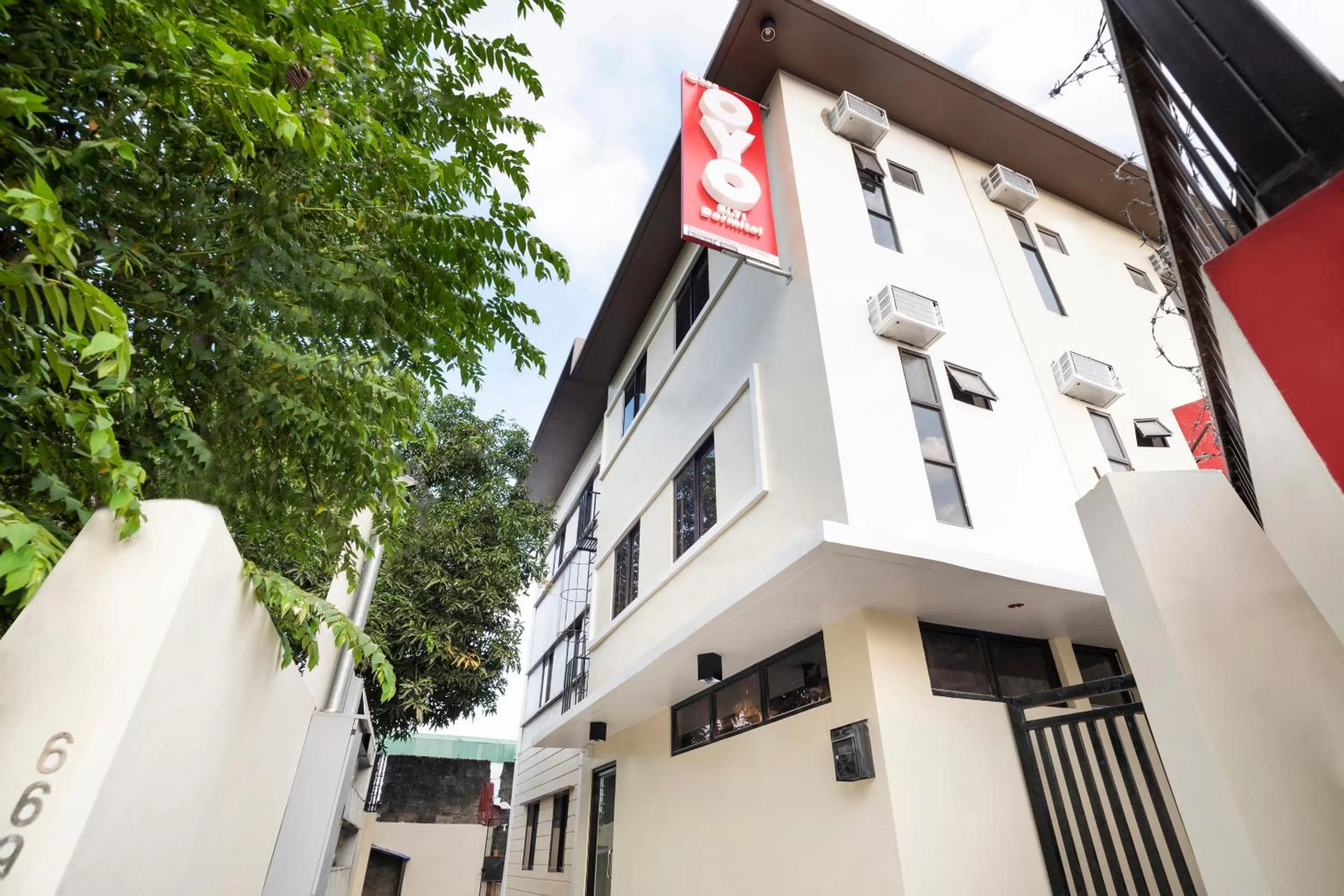 Property Building in ELTI DORMITEL by BLUEBOOKERS