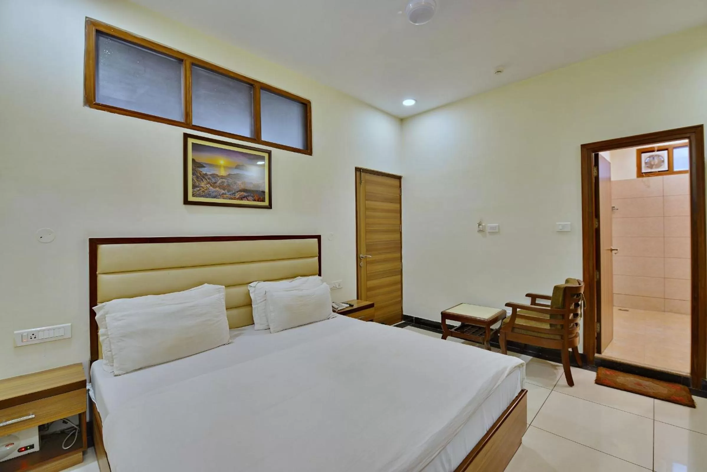 Bed in Hotel Aricent Opposite ISBT Sector 17 Chandigarh