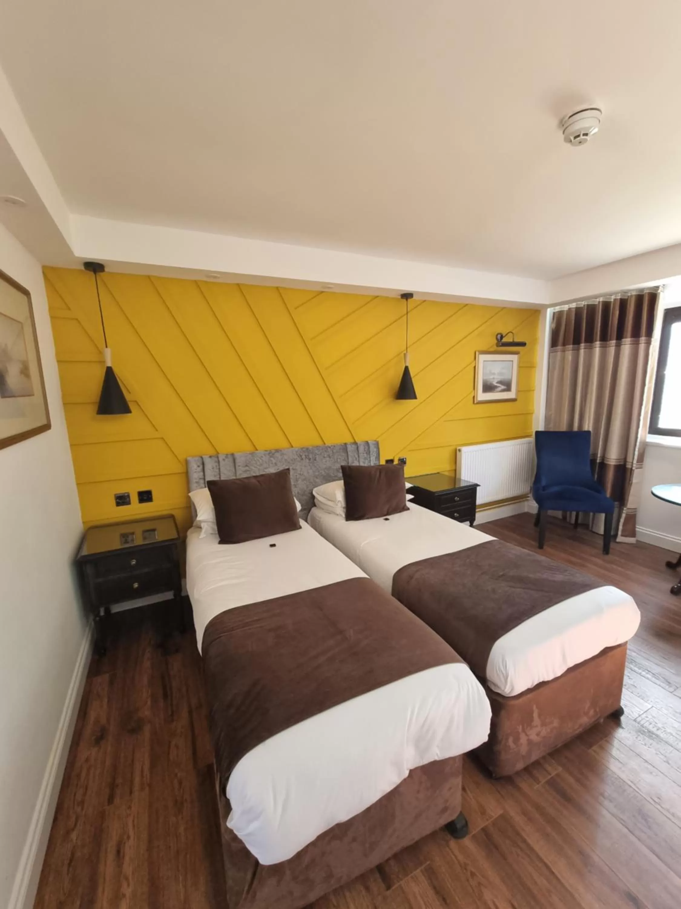 Bed in Muthu Belstead Brook Hotel