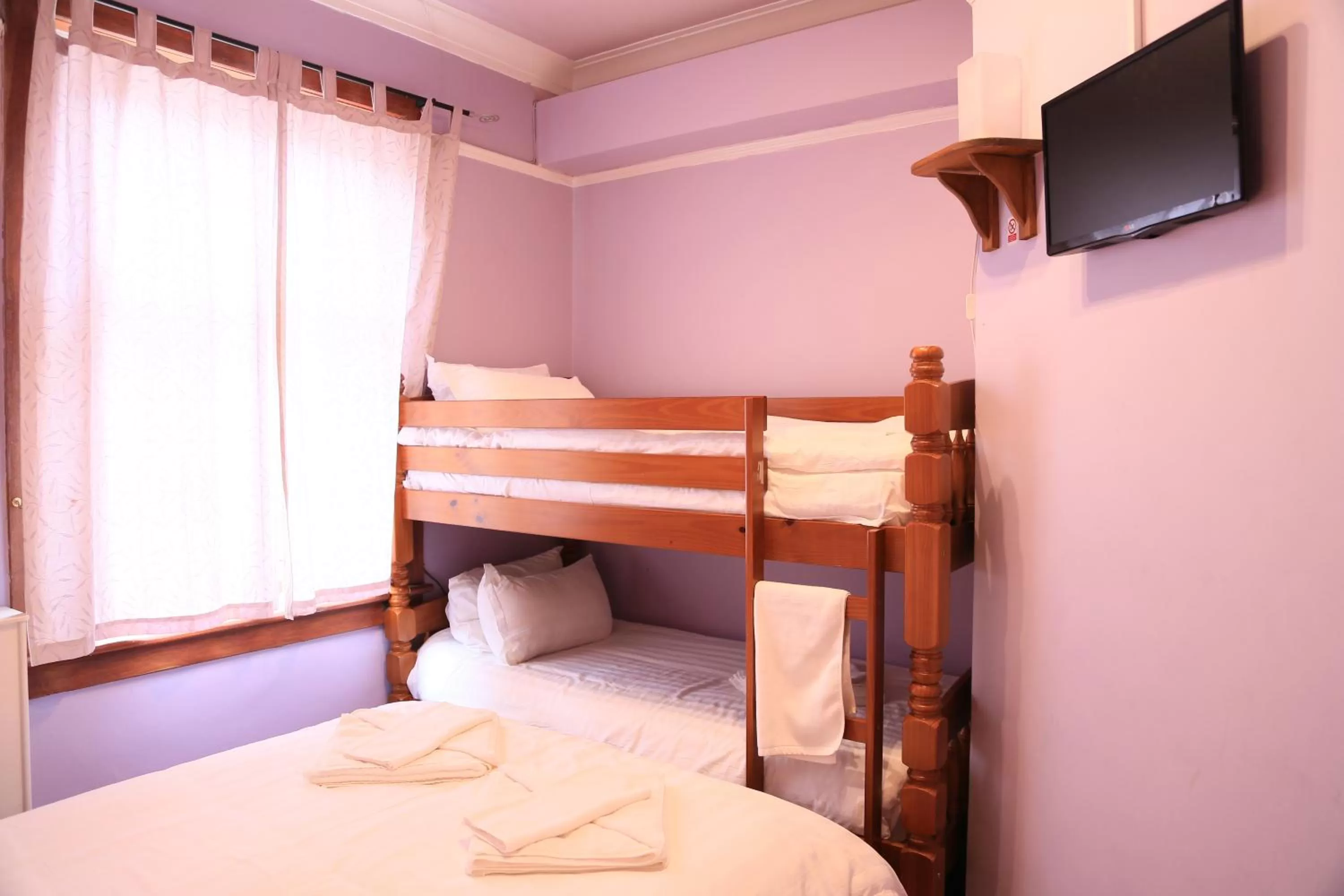 bunk bed, Bed in Twin Lions Hotel