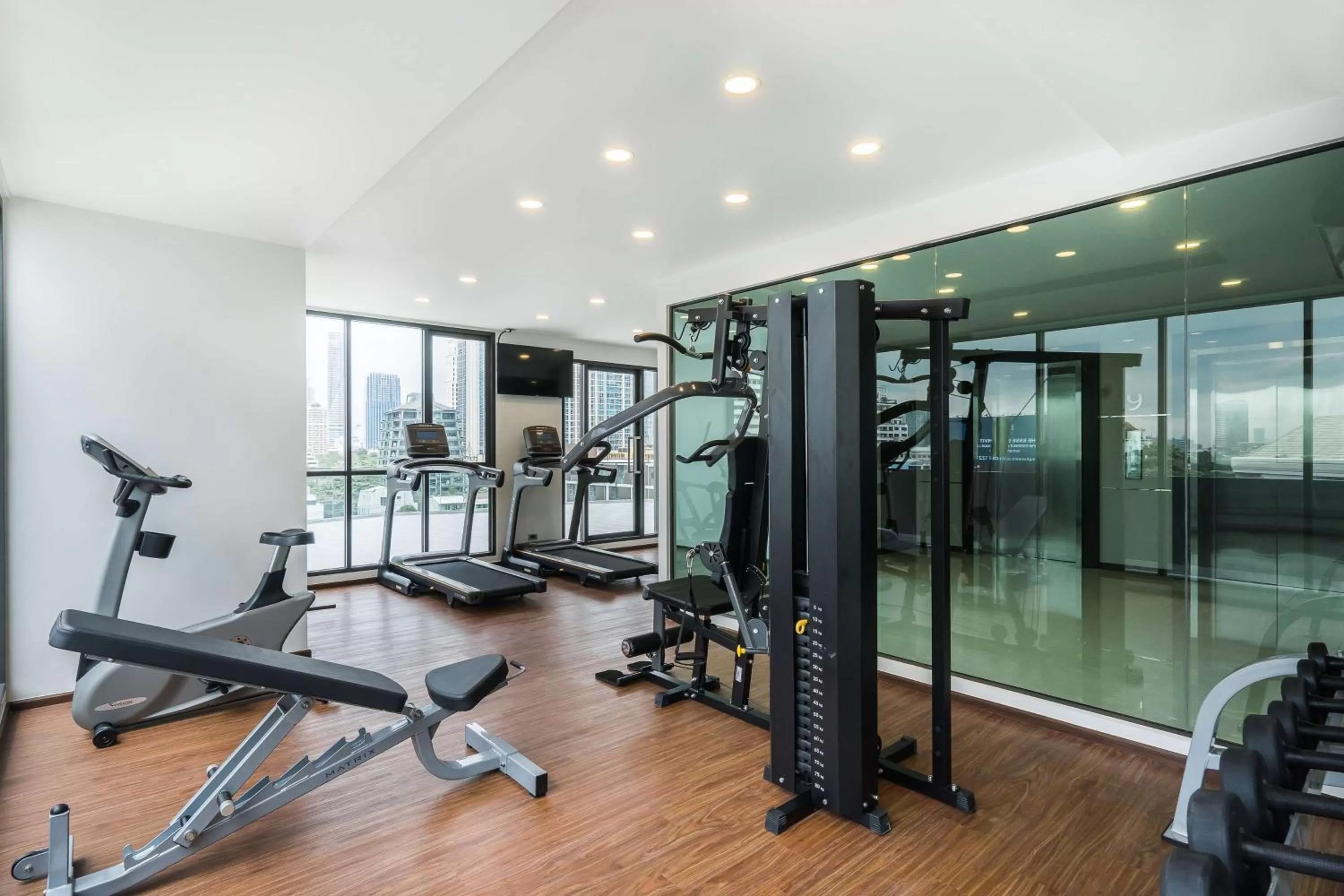 Fitness centre/facilities in SureStay Plus by Best Western Sukhumvit 2