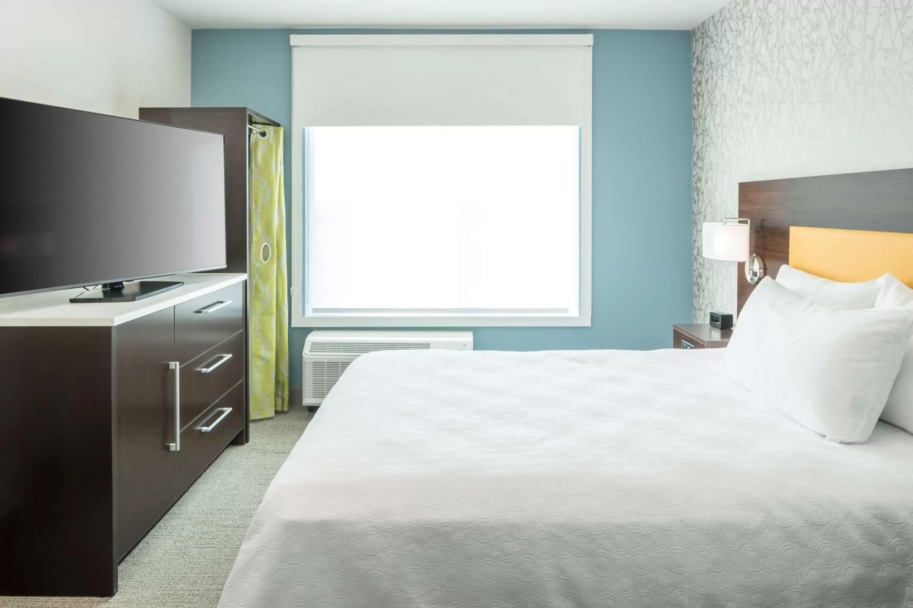 One-Bedroom Queen Suite - Non-Smoking in Home2 Suites by Hilton Fort Worth Cultural District One-Bedroom Queen Suite - Non-Smoking in Home2 Suites by Hilton Fort Worth Cultural District