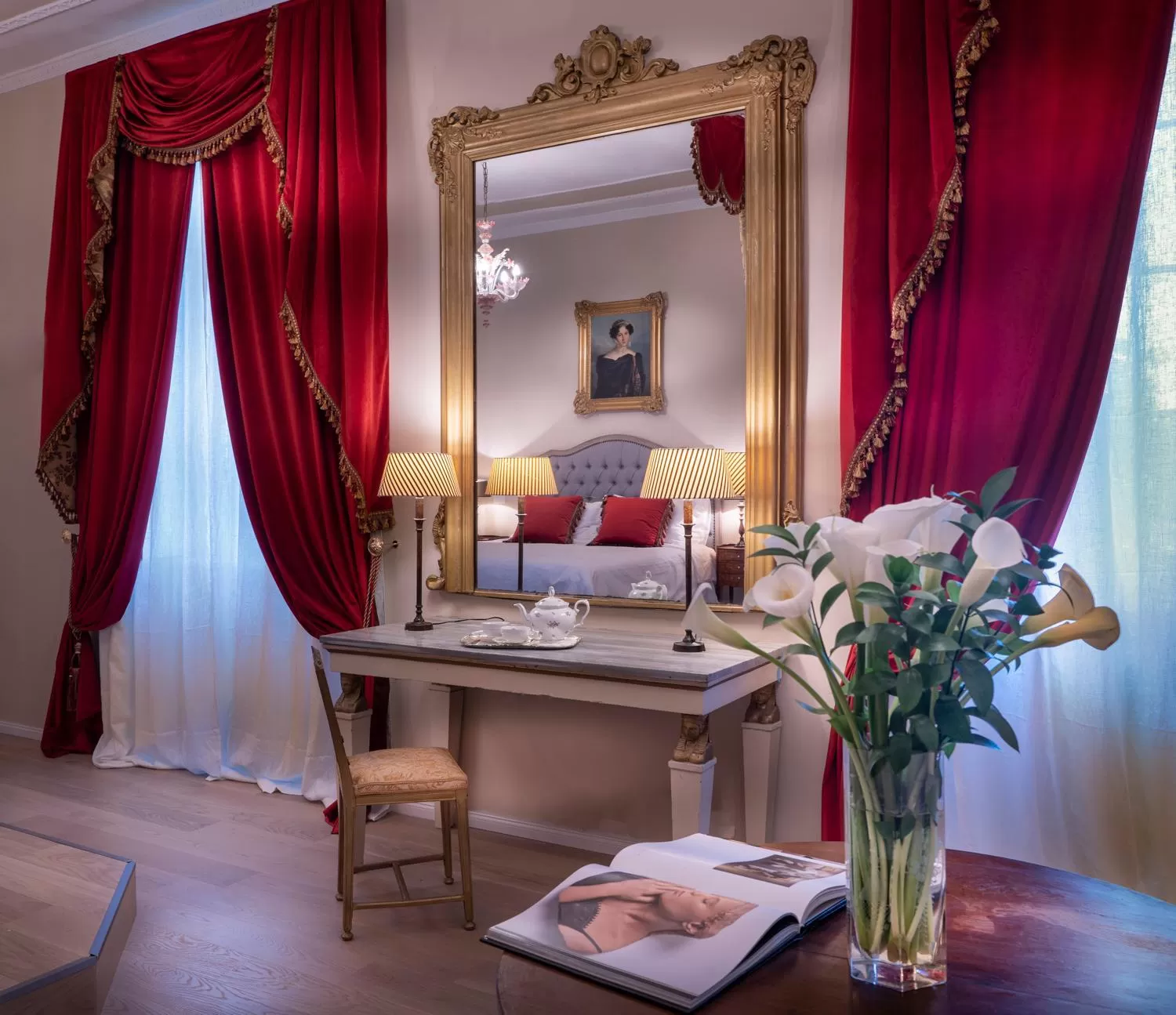 Photo of the whole room in Palazzo Cavagna Sangiuliani