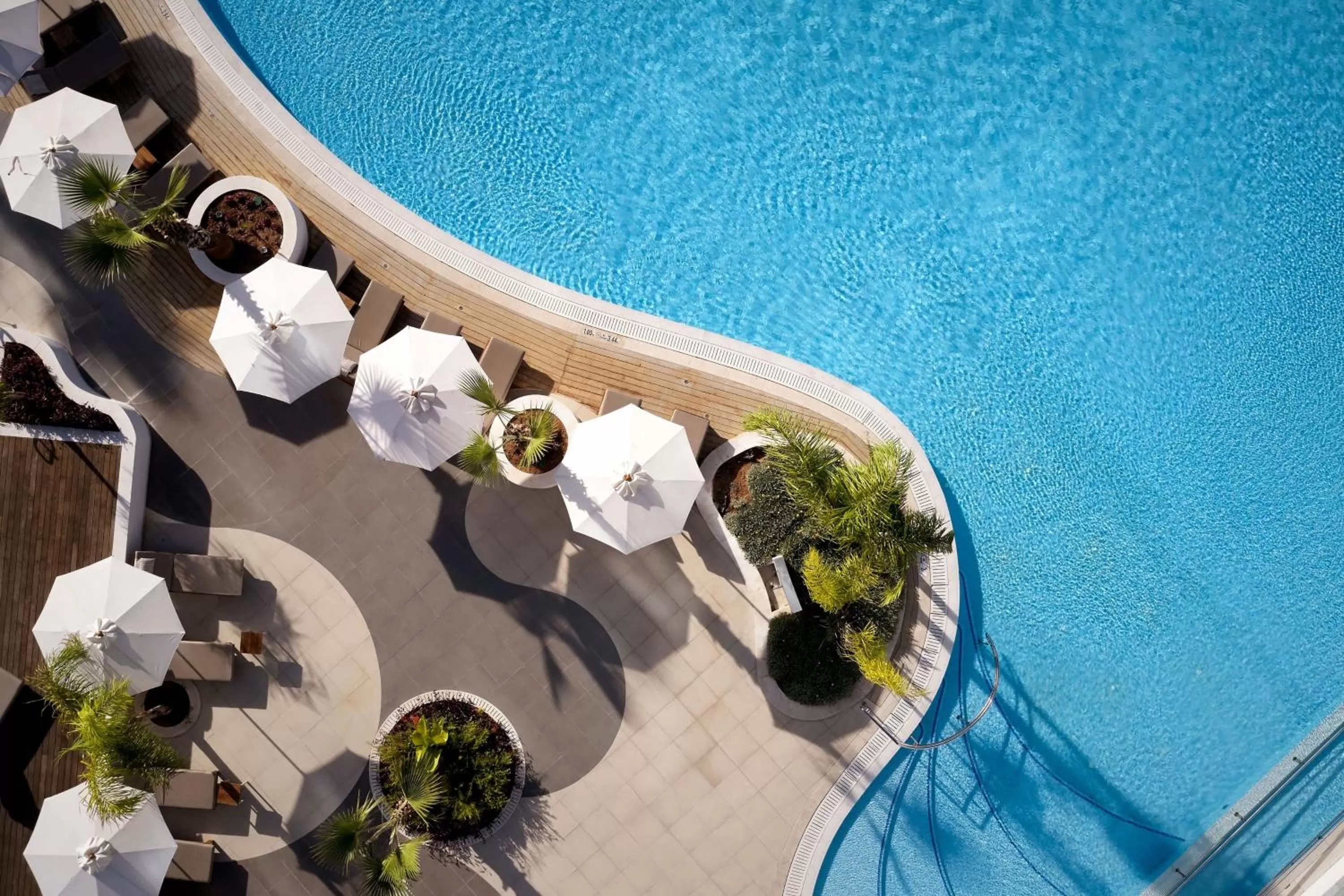 Swimming pool in Parklane, a Luxury Collection Resort & Spa, Limassol