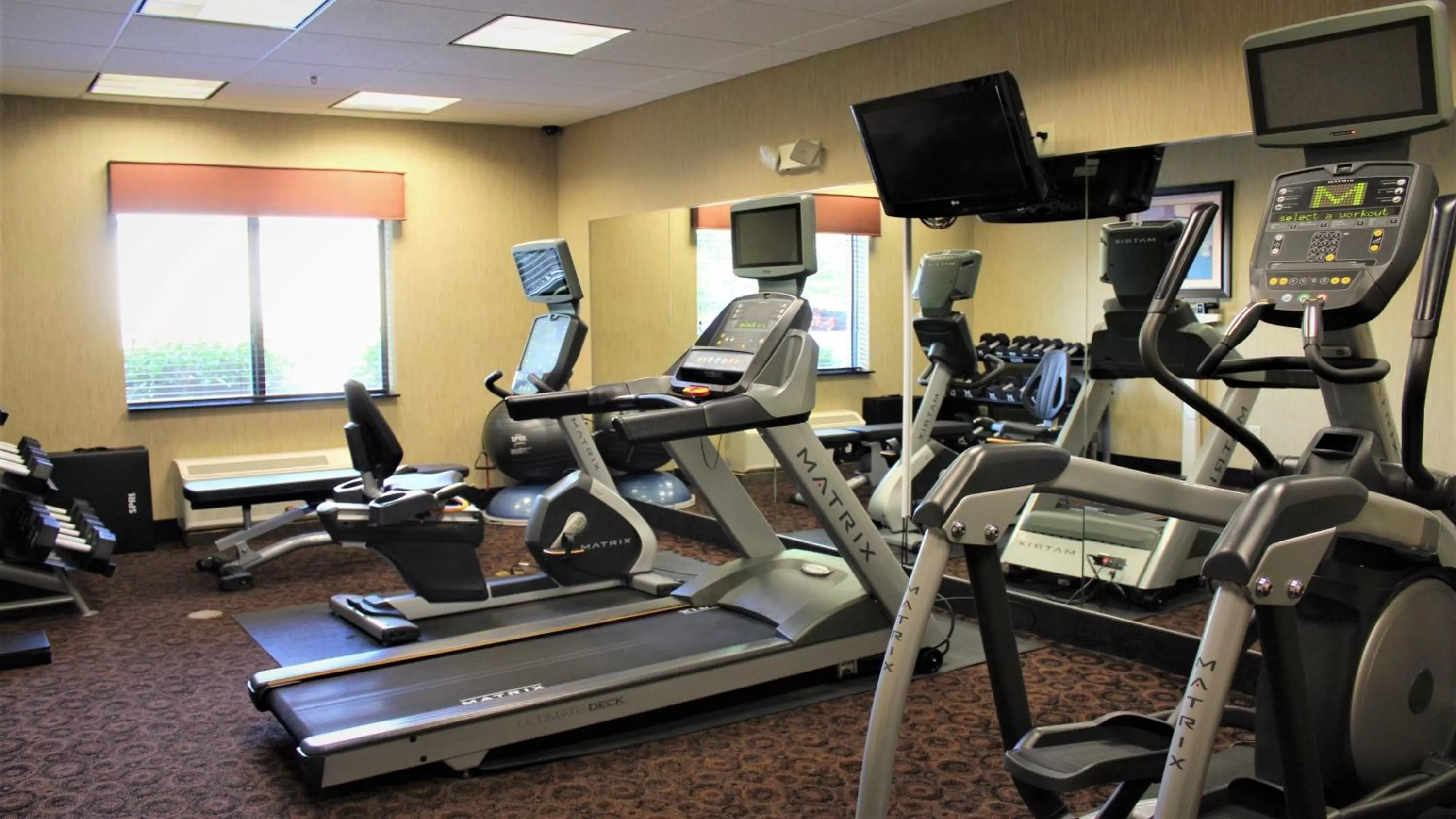 Fitness centre/facilities in Holiday Inn Express Hotels & Suites Rockingham West by IHG