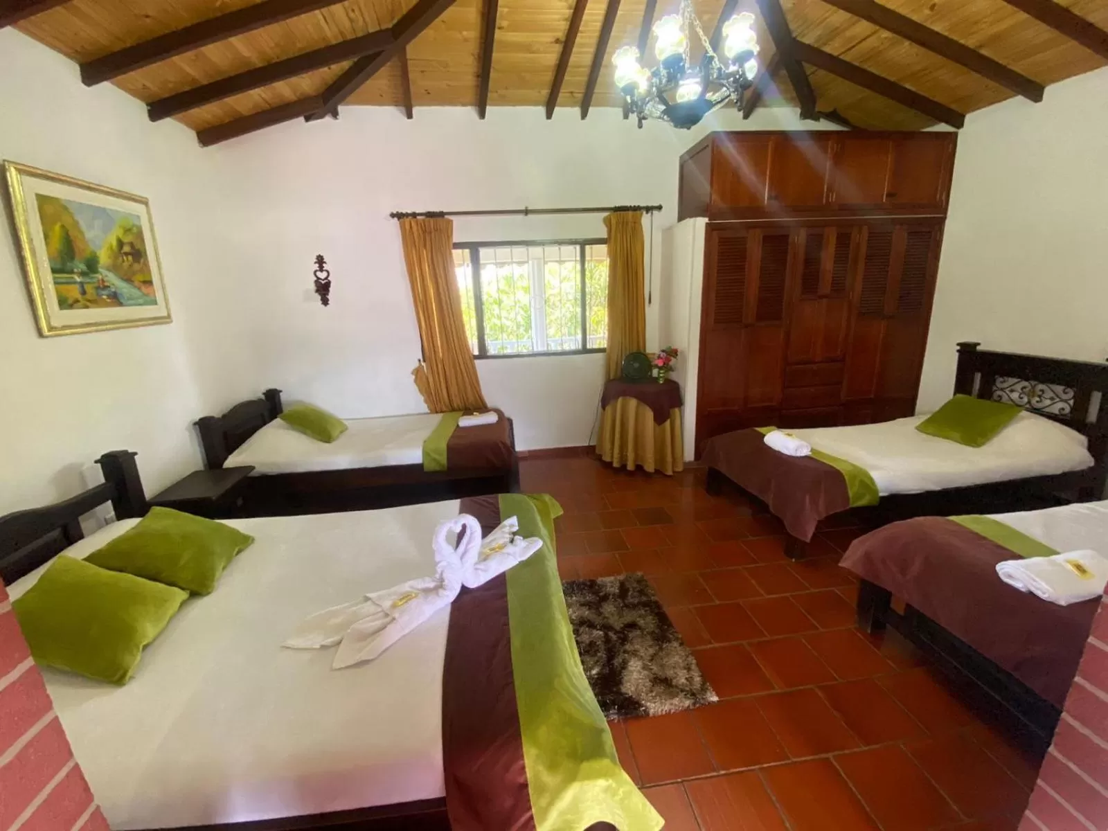 Hotel Campestre la Loma curiti