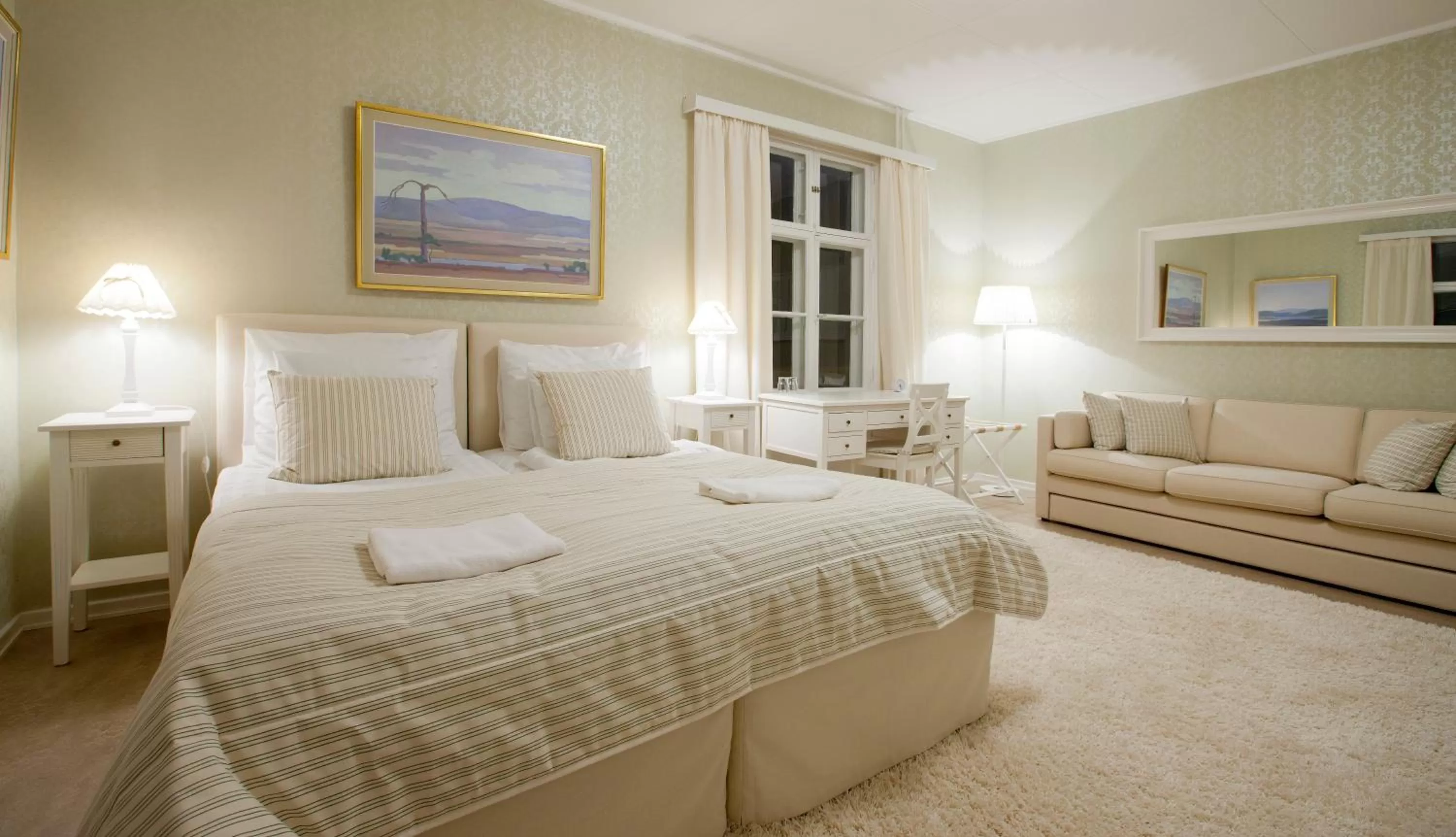 Bedroom, Bed in Ahlströmin Ruukki Noormarkku