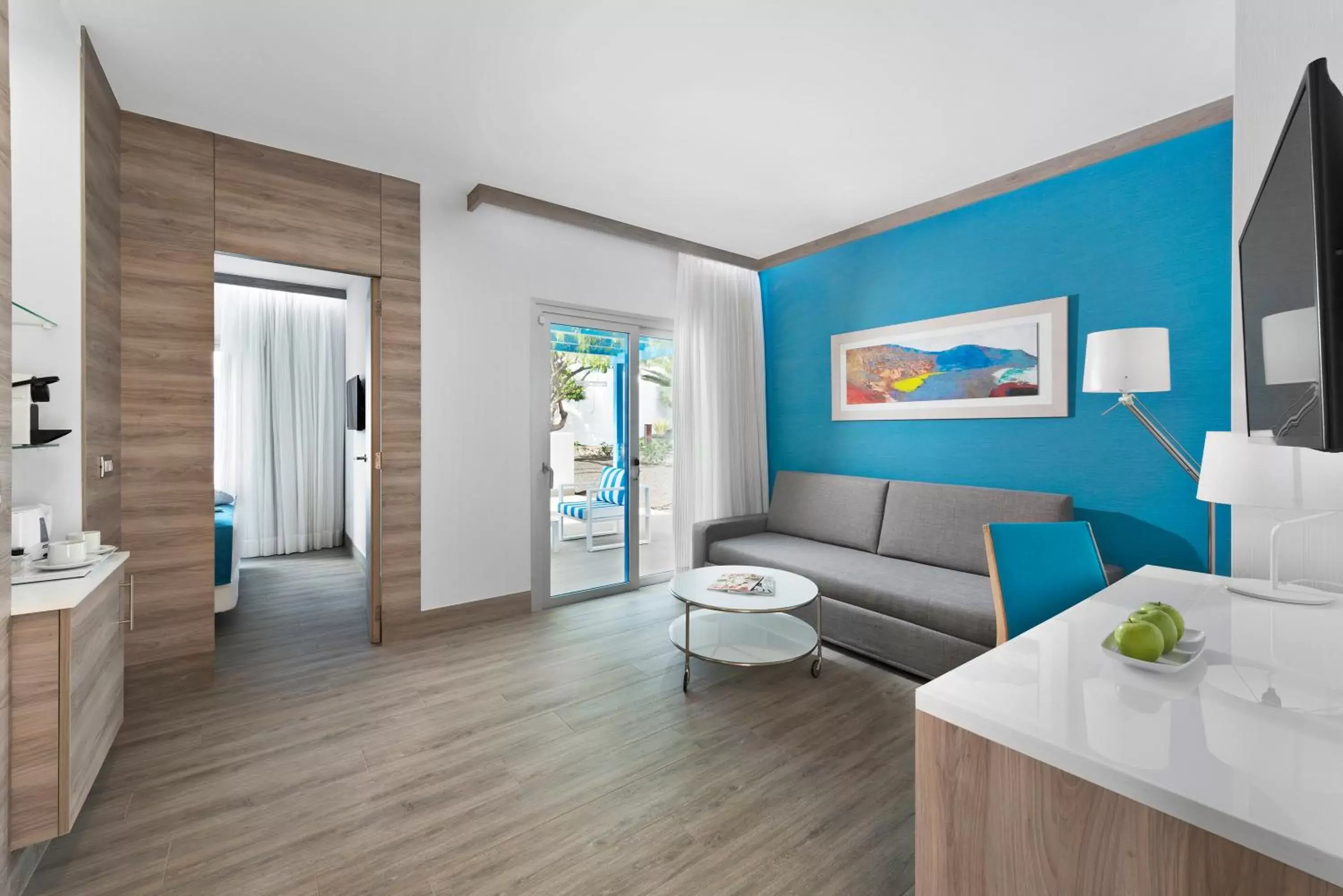 Prestige Suite (2 Adults + 2 Children) in Elba Lanzarote Royal Village Resort Prestige Suite (2 Adults + 2 Children) in Elba Lanzarote Royal Village Resort