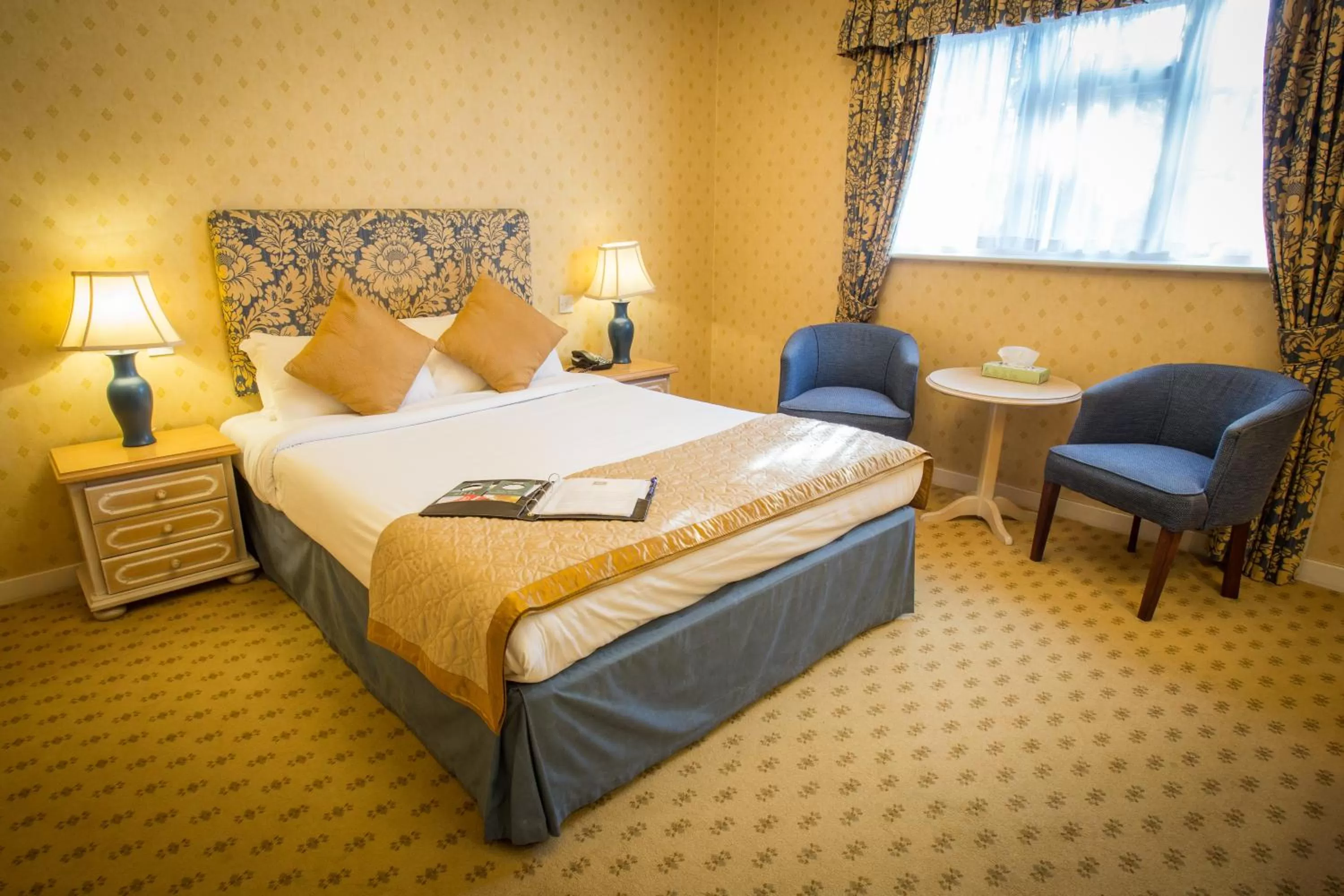 Bed in Marston Farm Hotel