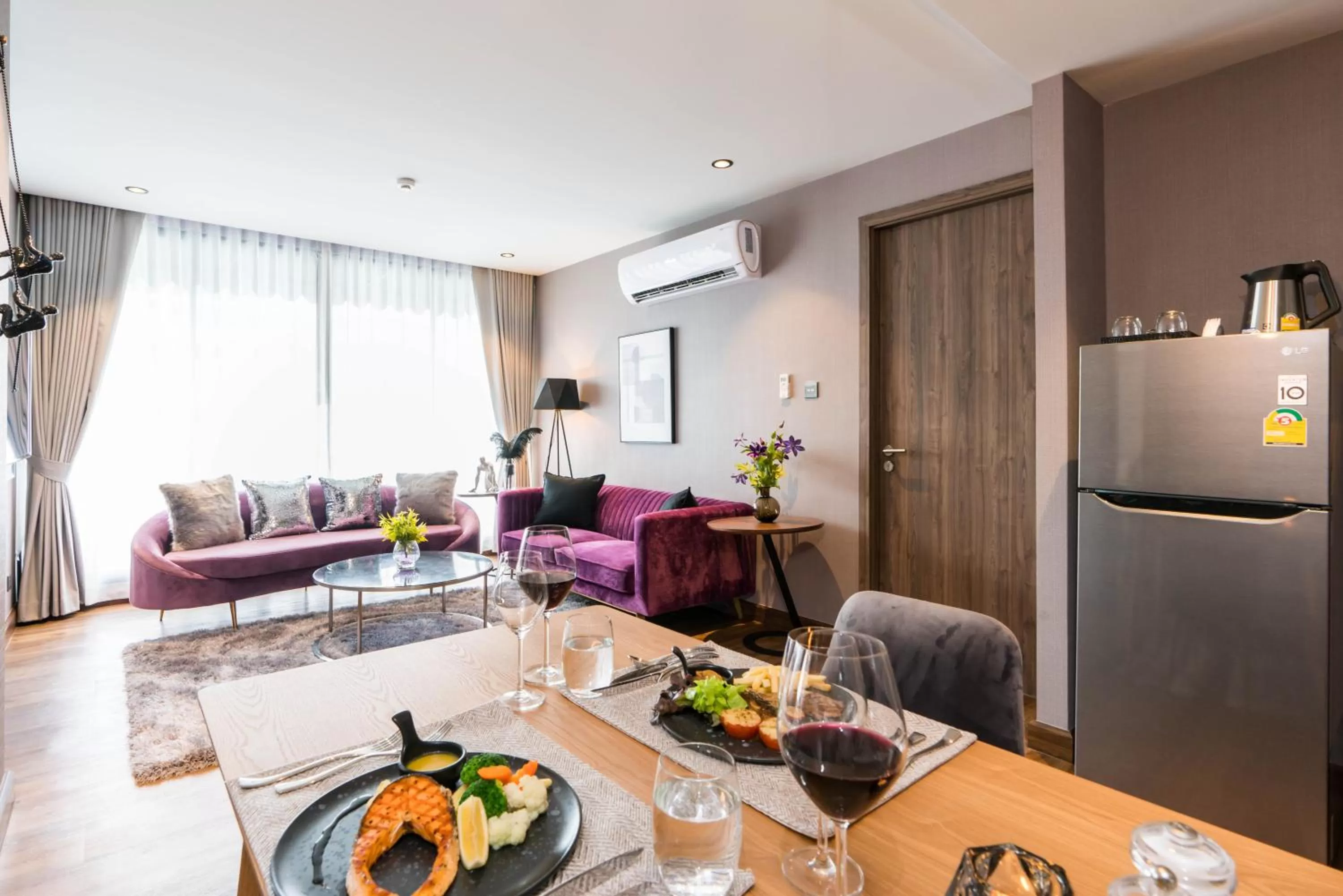 Dining area in XQ Pattaya Hotel