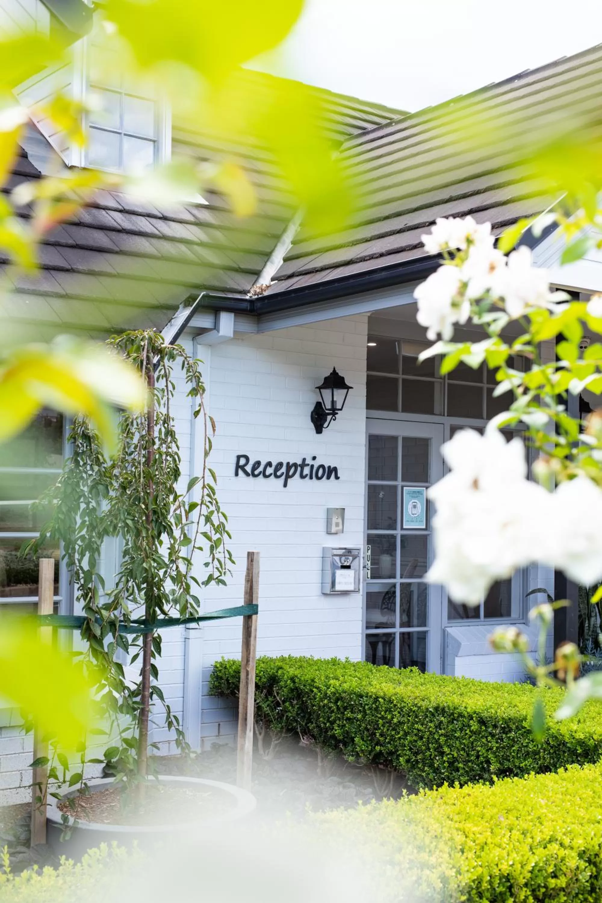 Facade/entrance in Camden Valley Inn
