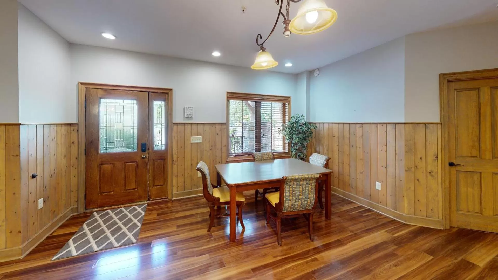 Living room in Viewpoint Condominiums