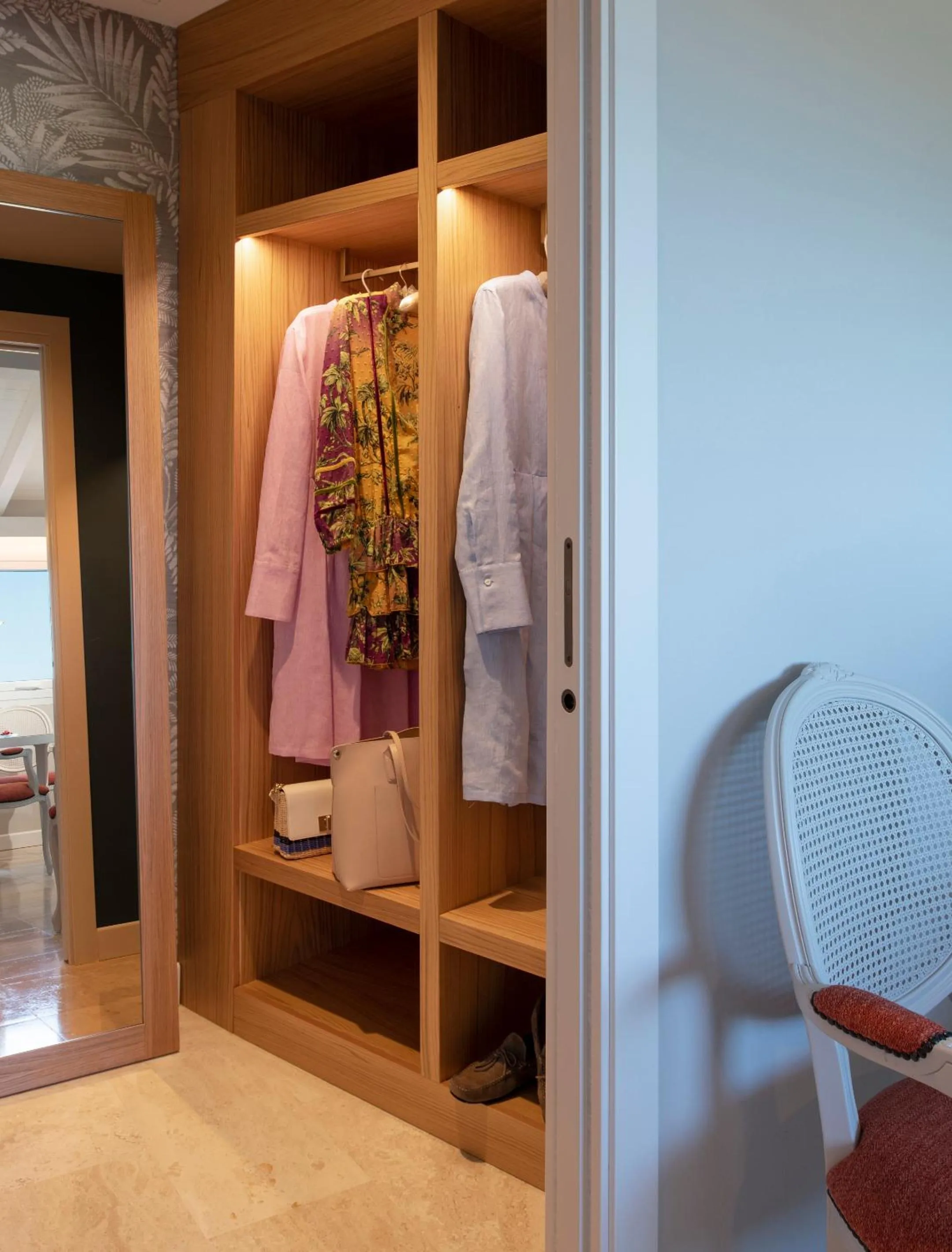 wardrobe in CPH | Pevero Hotel