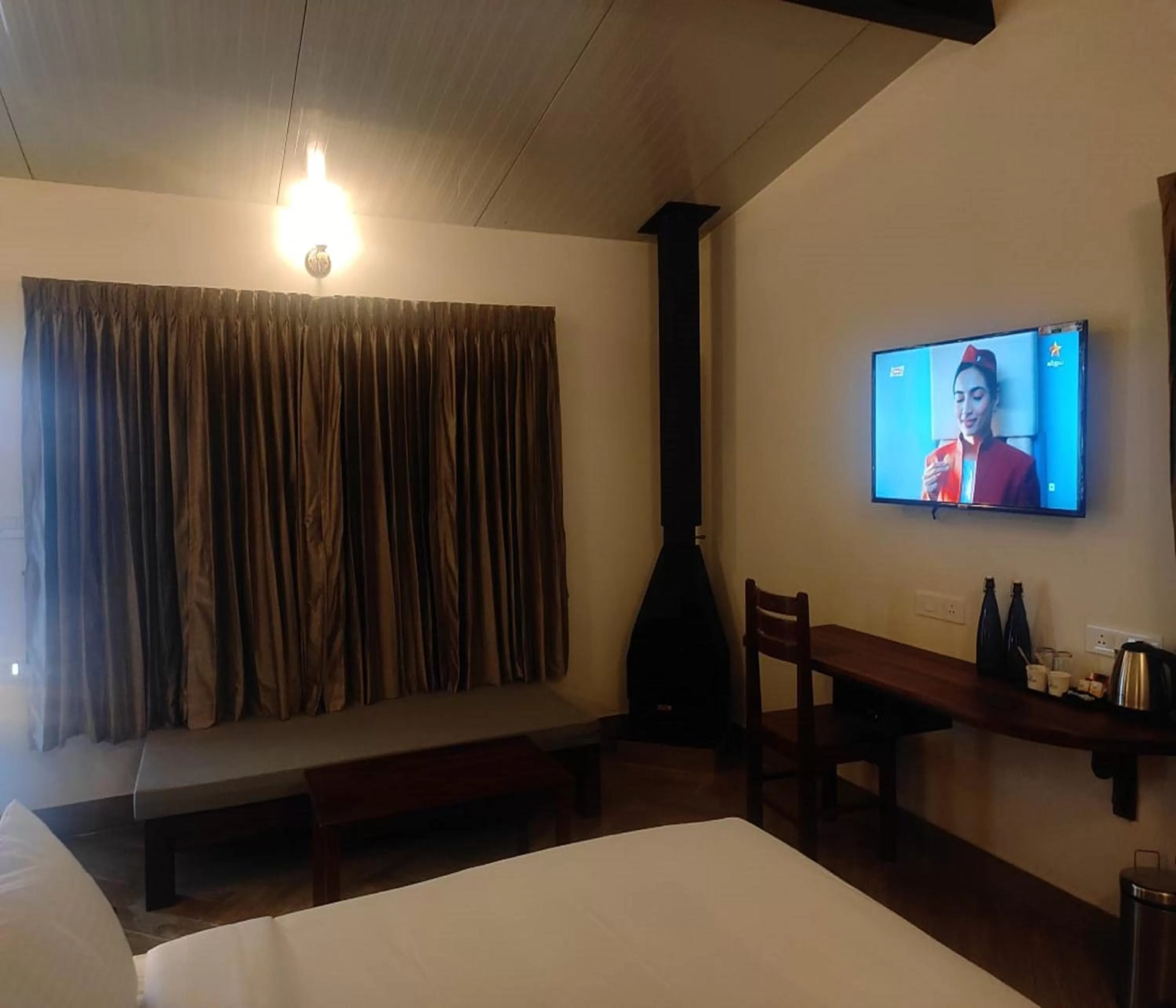 Bed in Mango Hill Kodai