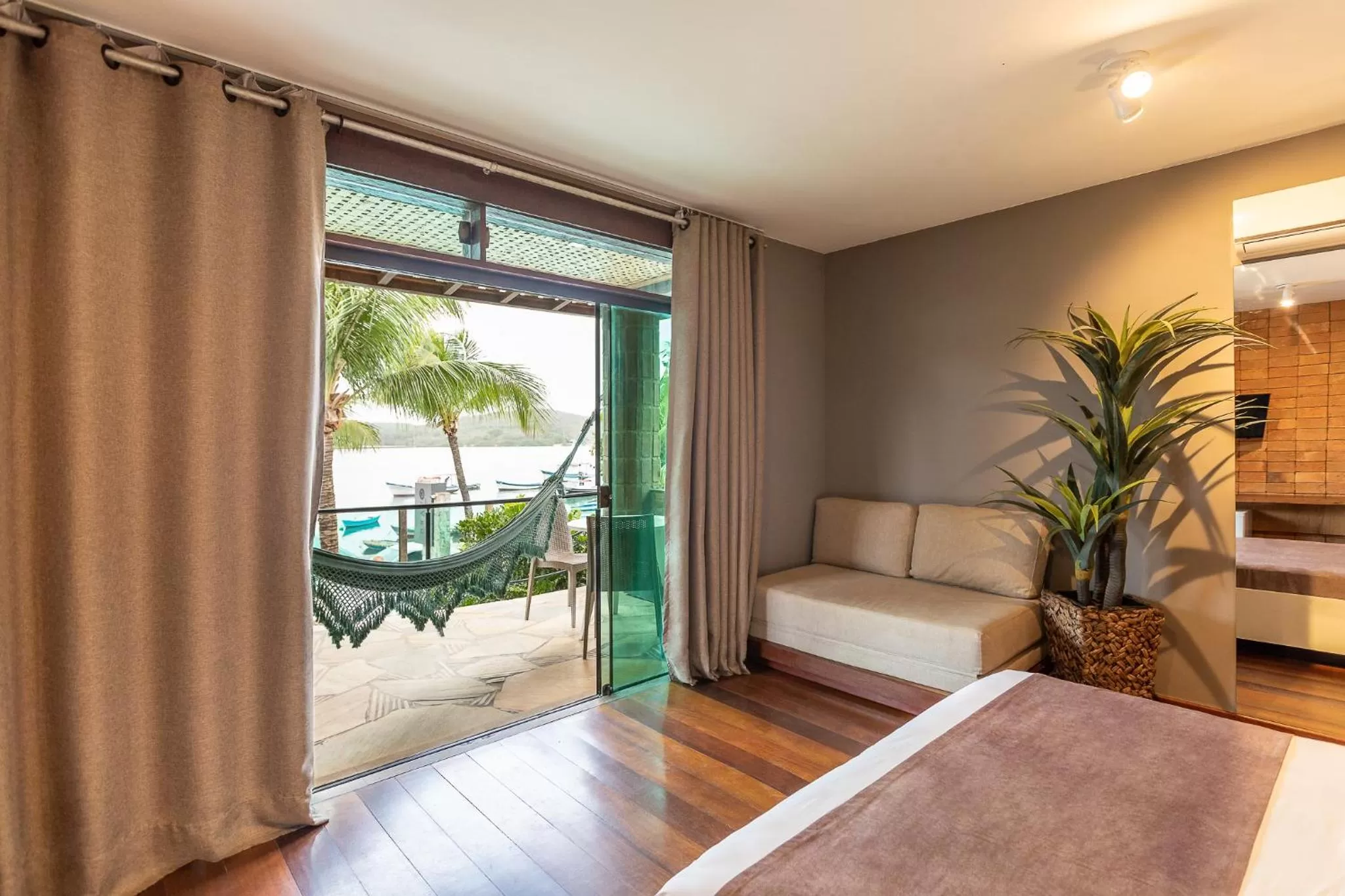 View (from property/room), Bed in Bravo Pousada Design