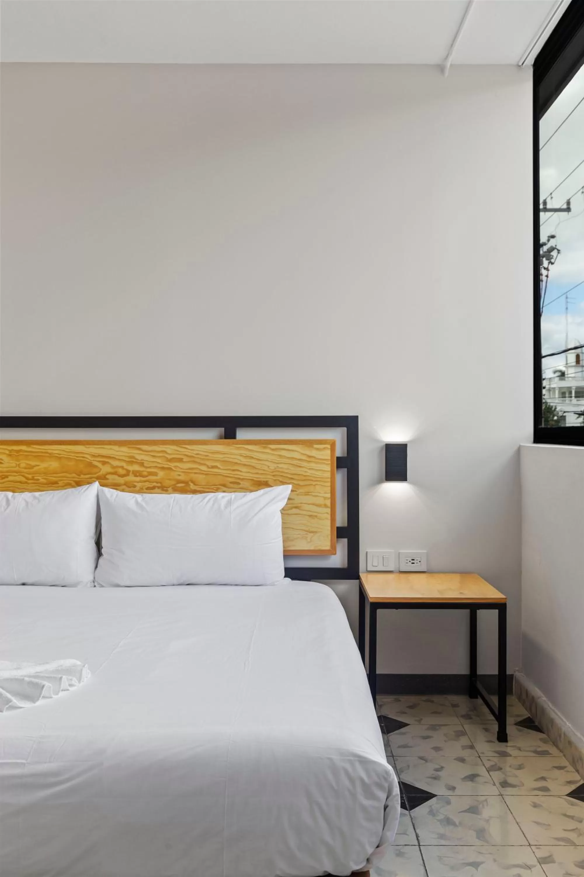 Bed in Suites Reforma by HomiRent