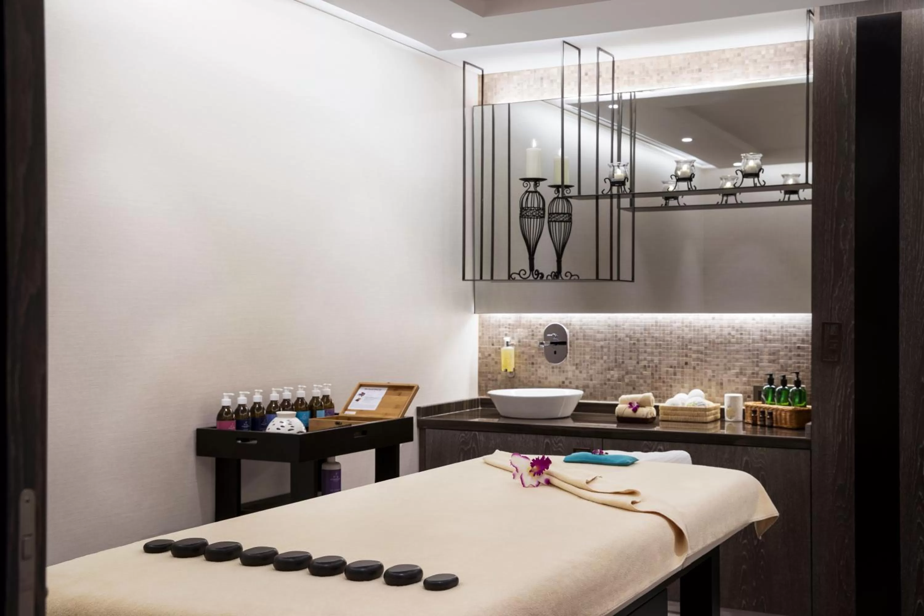 Massage in Al Maha Arjaan by Rotana