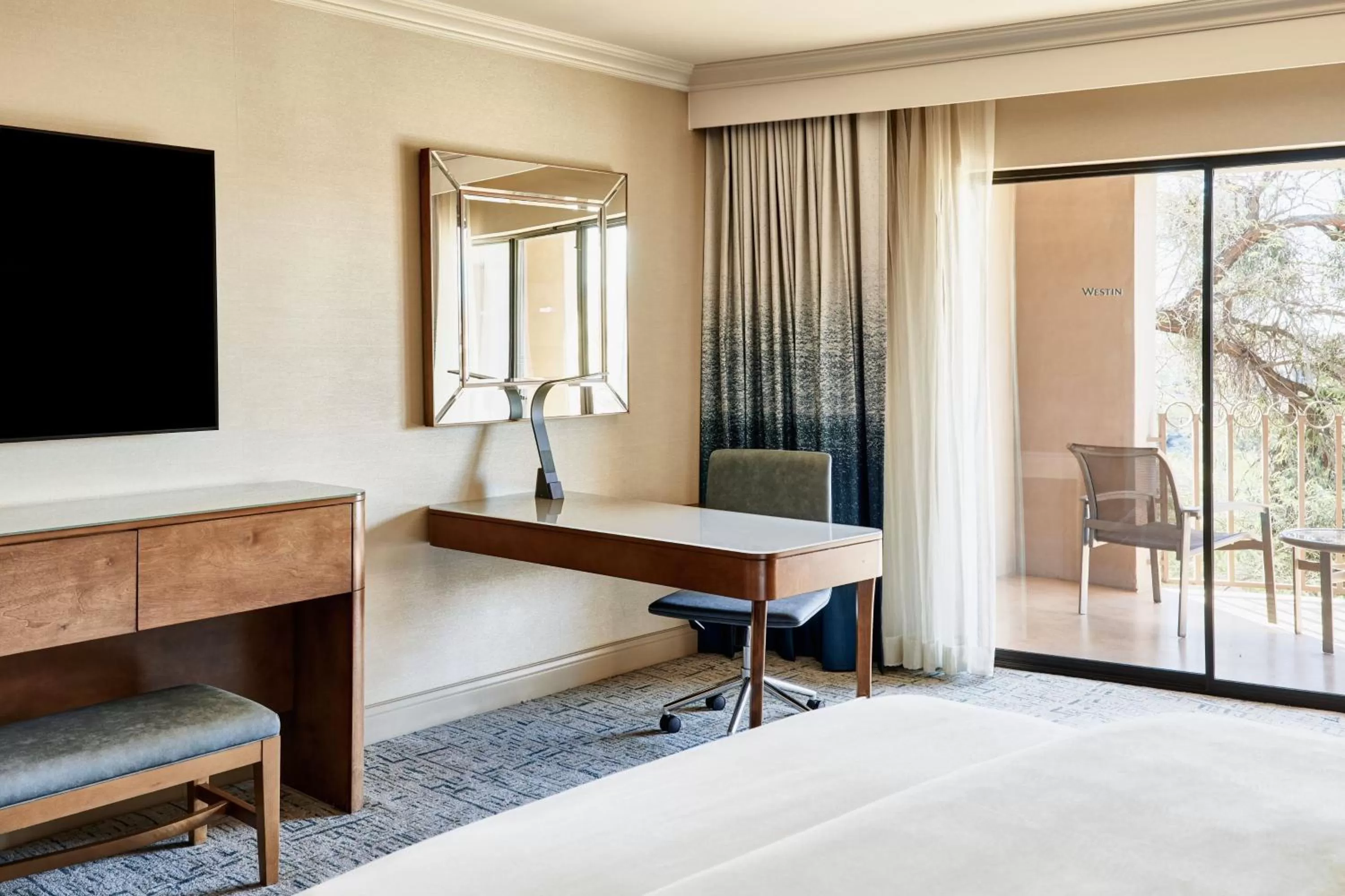 Photo of the whole room, Bed in The Westin La Paloma Resort & Spa