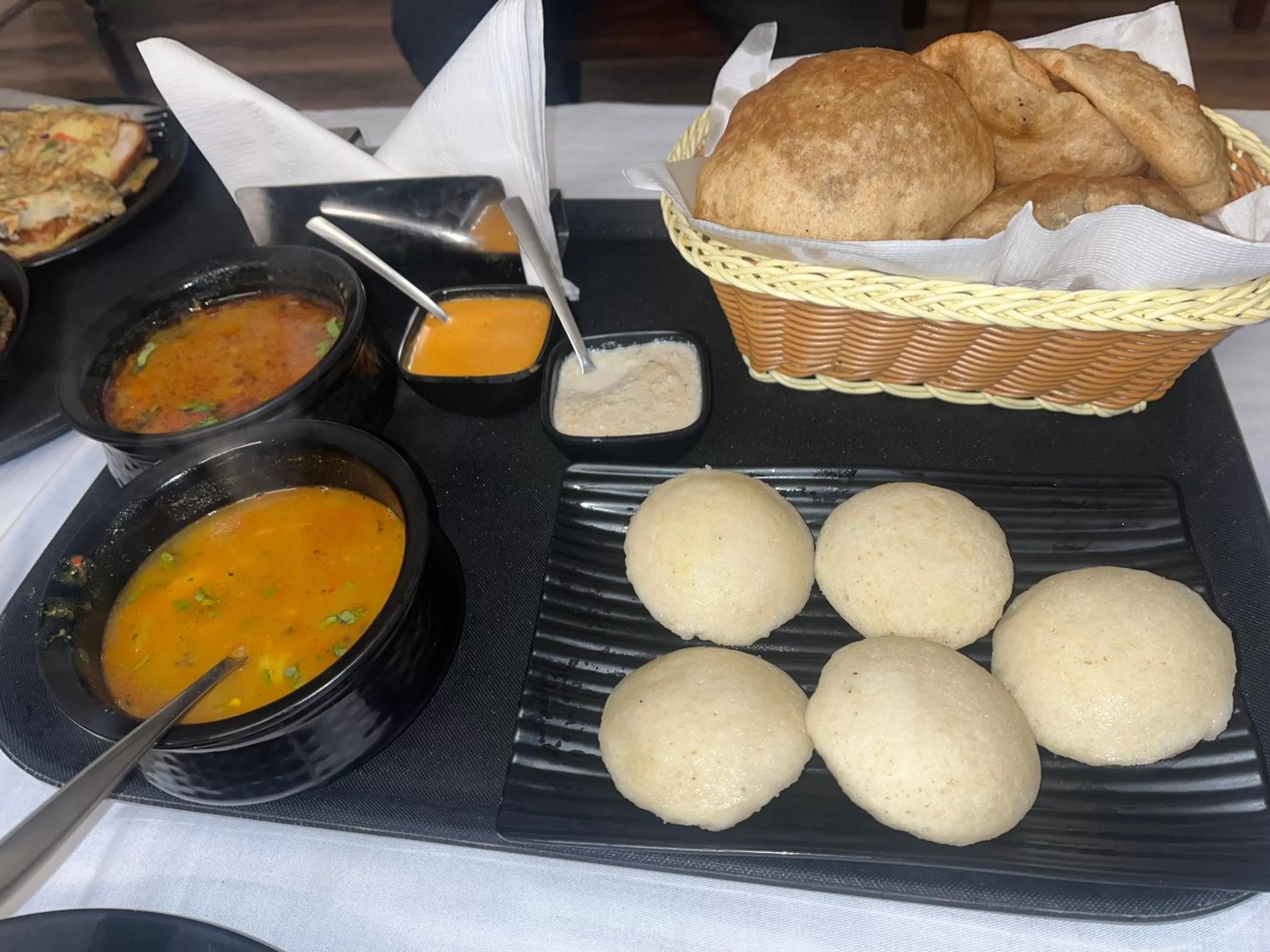 Restaurant/places to eat, Food in Cedar Woods Resort