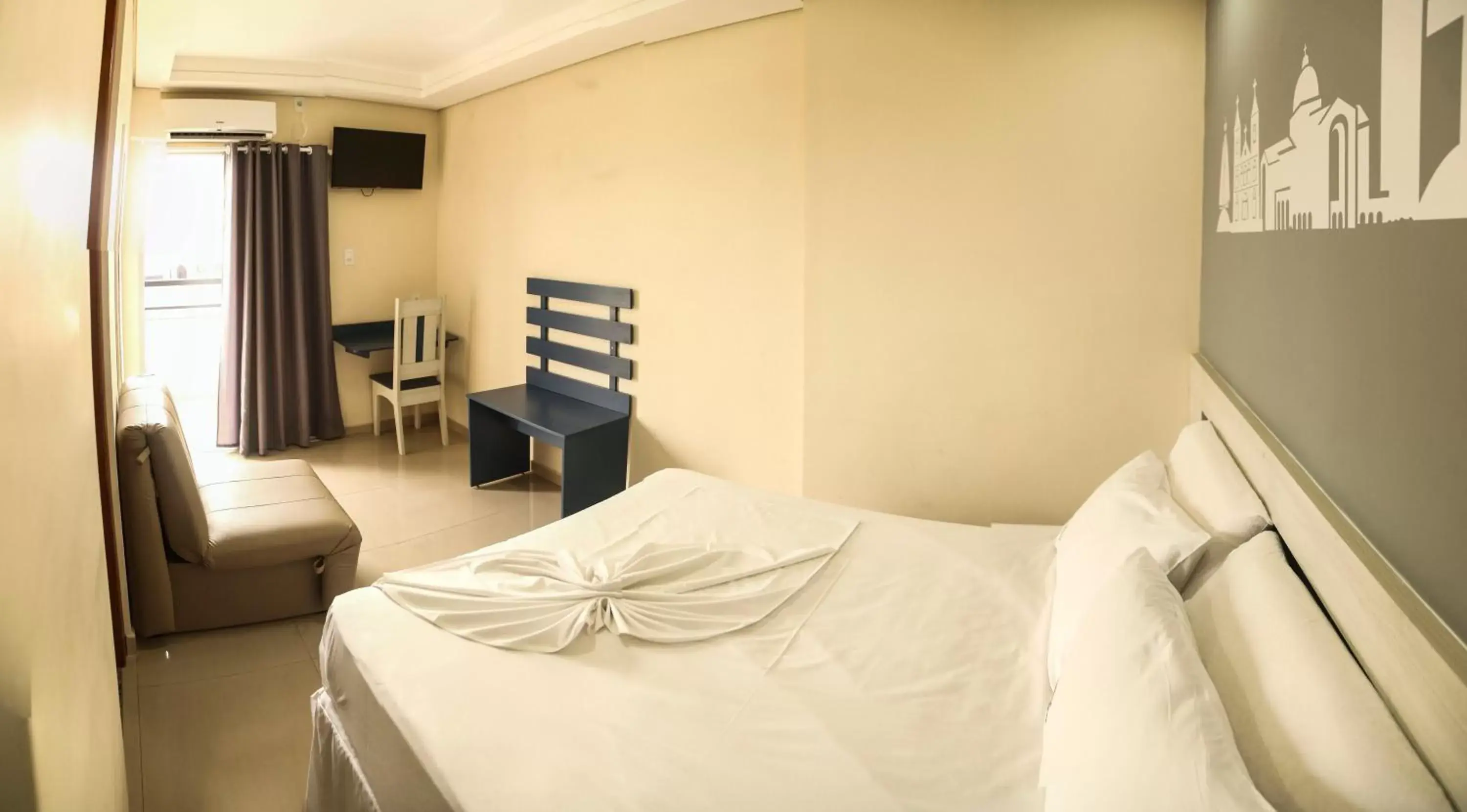 Executive Double Room with Balcony in Hotel Santo Graal Executive Double Room with Balcony in Hotel Santo Graal