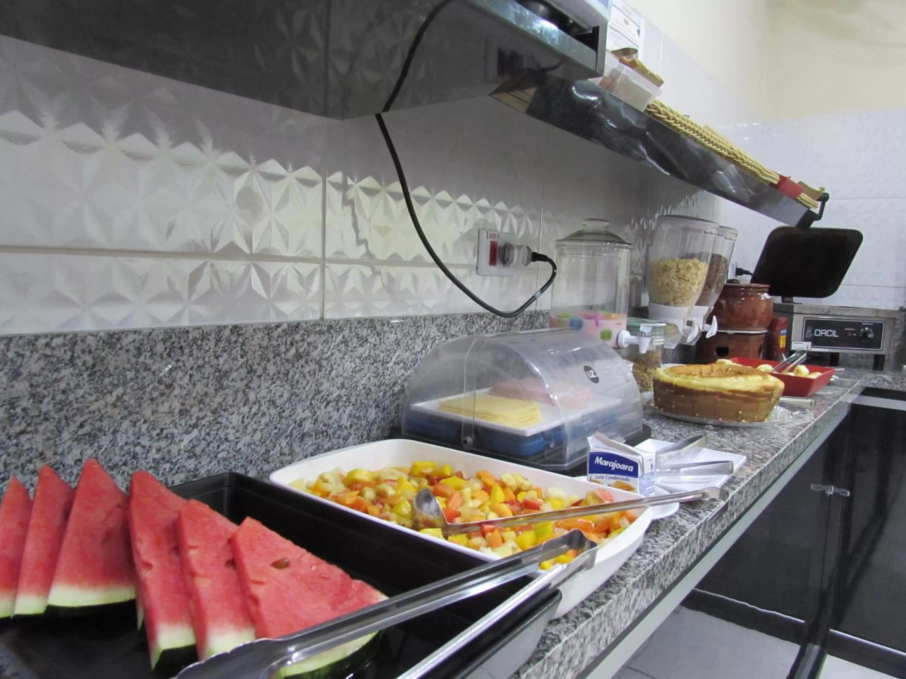 Food and drinks in Hotel Minho - Próximo a 25 de Março, Brás, Bom Retiro e Hospital Pérola Byington