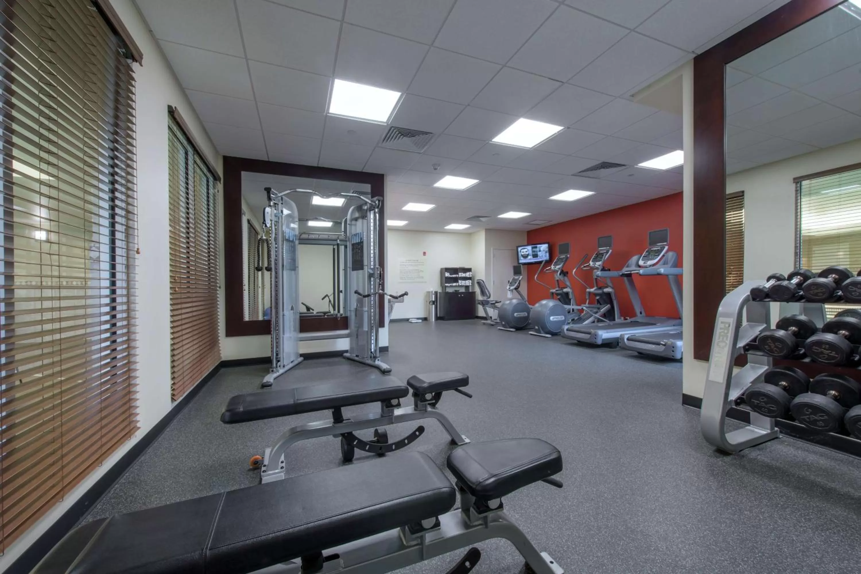 Fitness centre/facilities in Hilton Garden Inn Devens Common