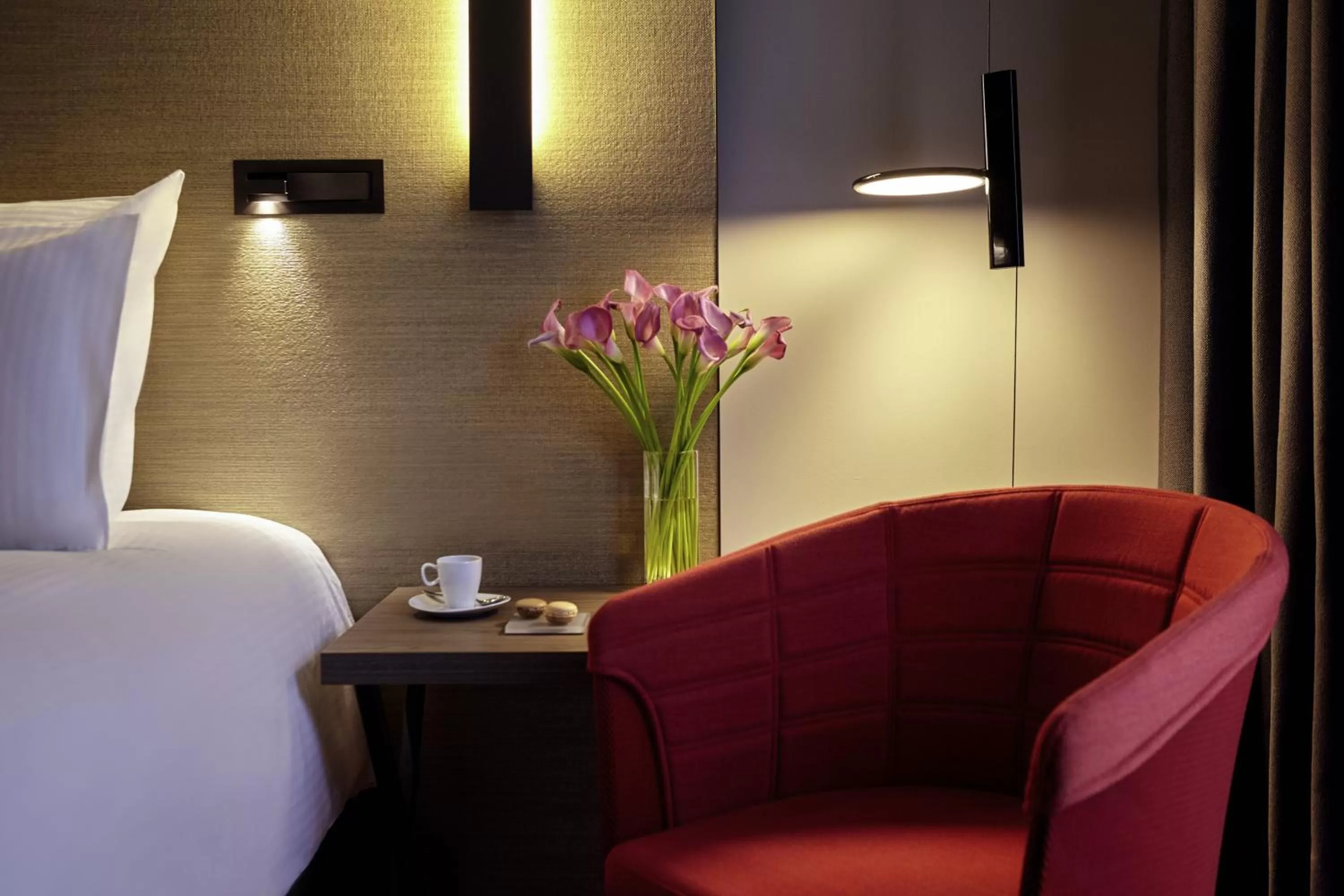 Superior King Suite with Sofa Bed in Pullman Paris Roissy Cdg Airport