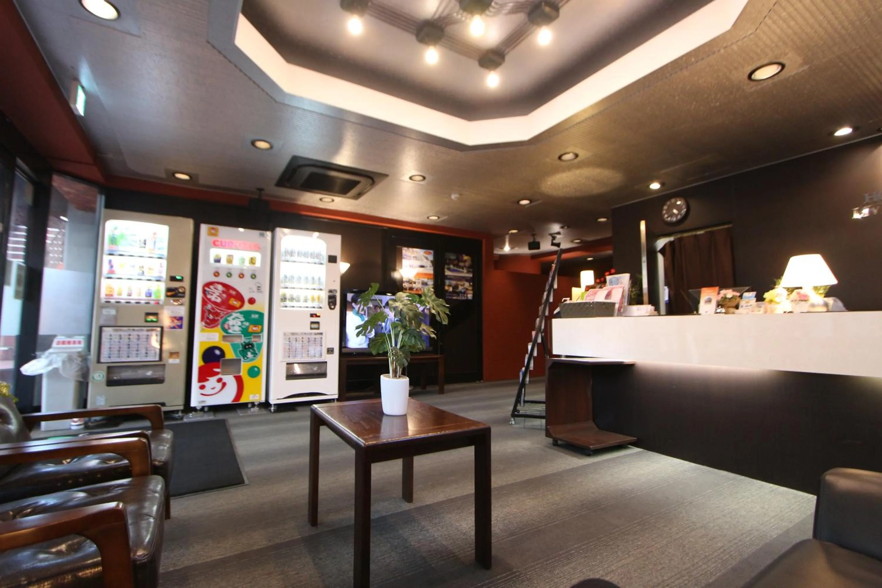 Lobby or reception in HOTEL LiVEMAX BUDGET Fuchu