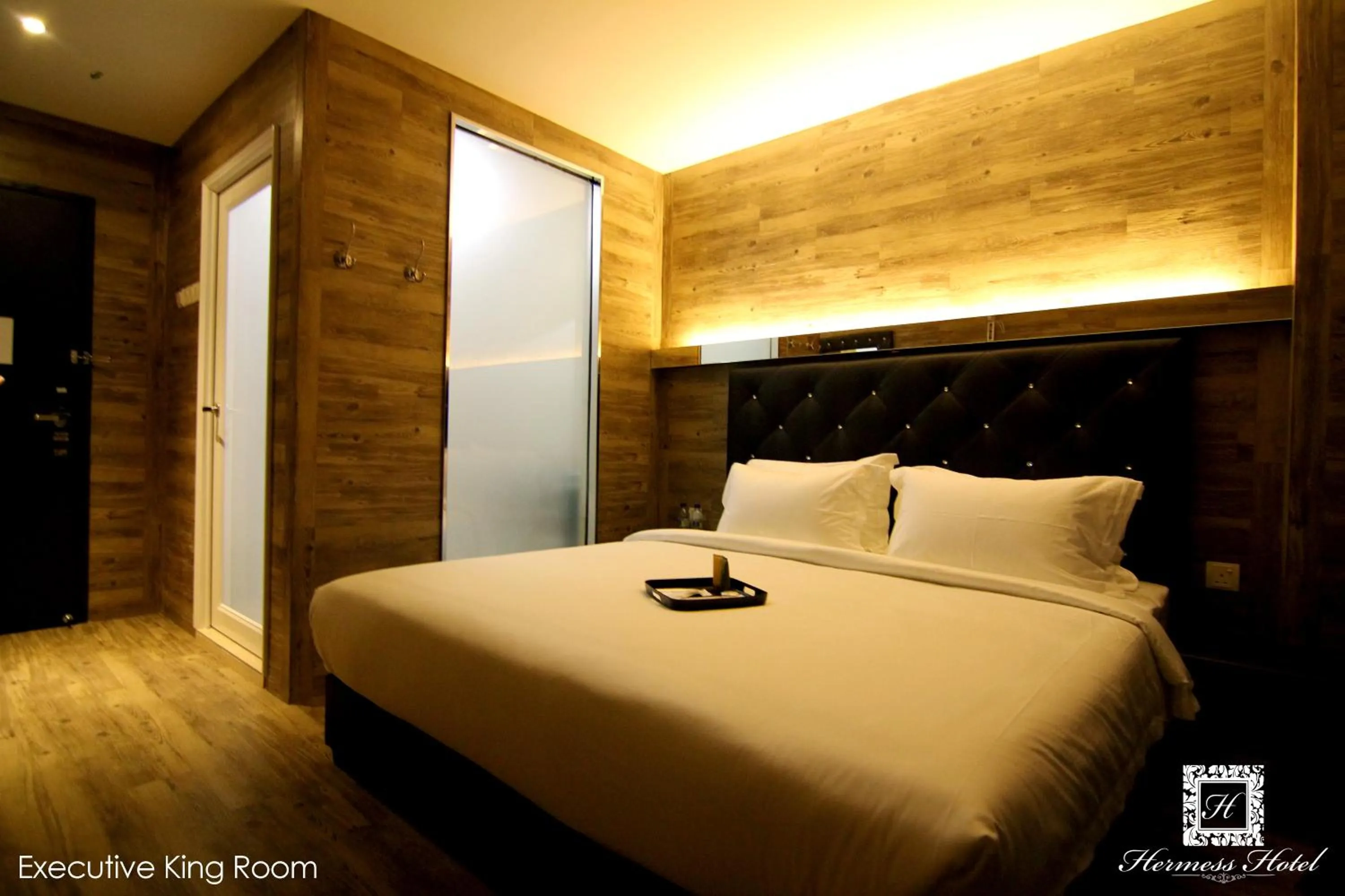 Photo of the whole room, Bed in Hermess Hotel Johor