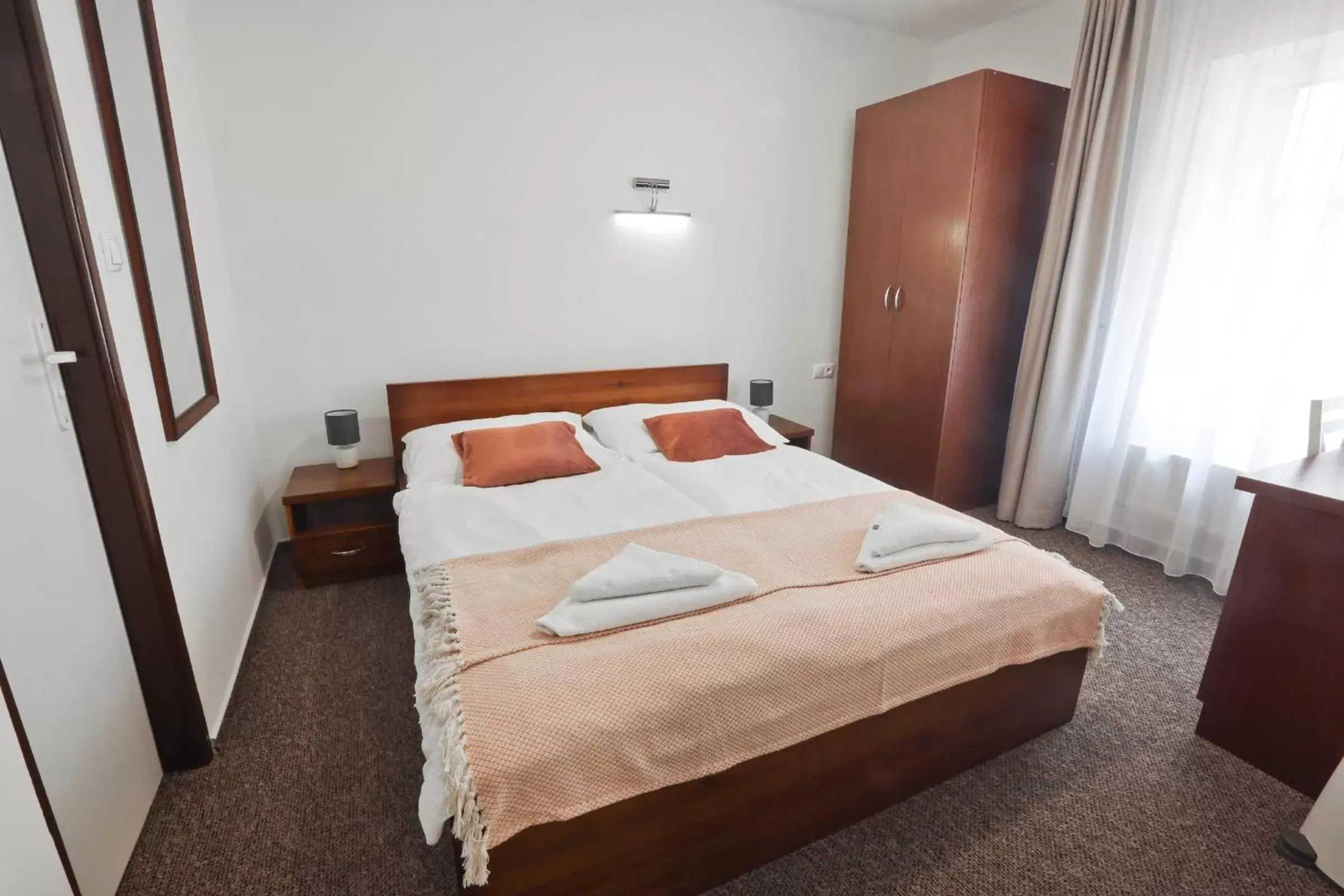 Standard Double Room in Hotel Slanica Standard Double Room in Hotel Slanica