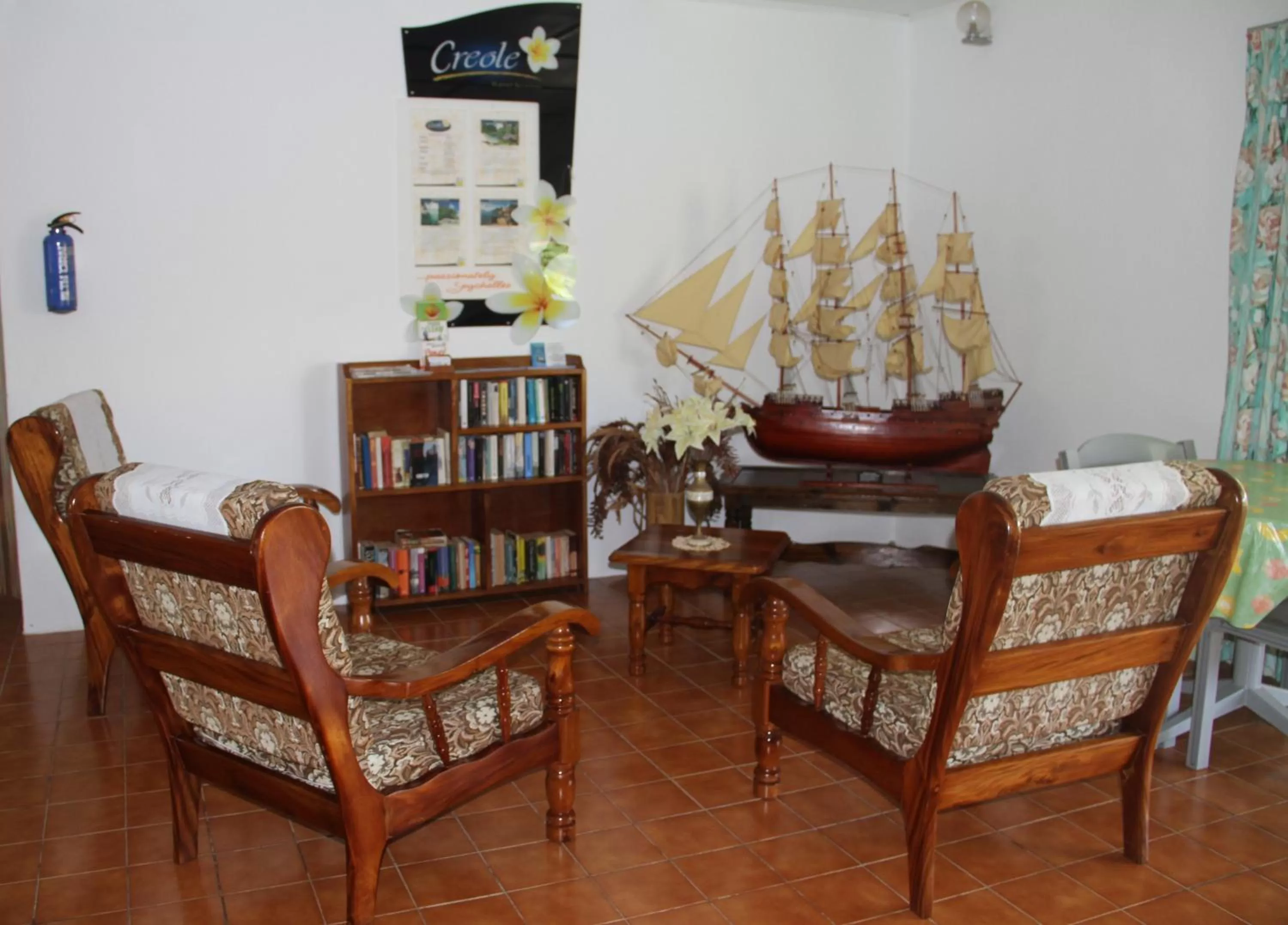 Lounge or bar in Daniella's Bungalows