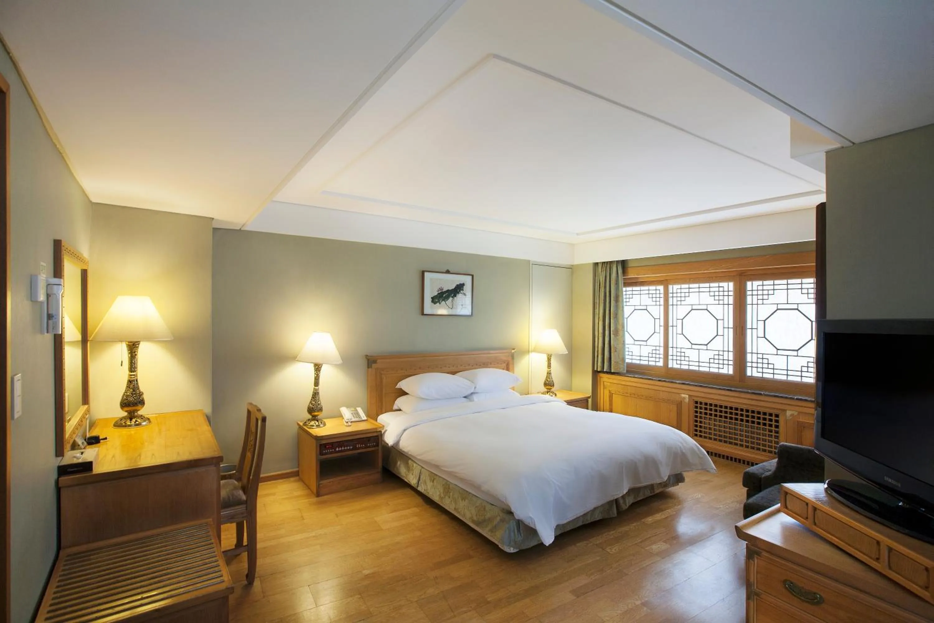 Bed in Commodore Hotel Busan