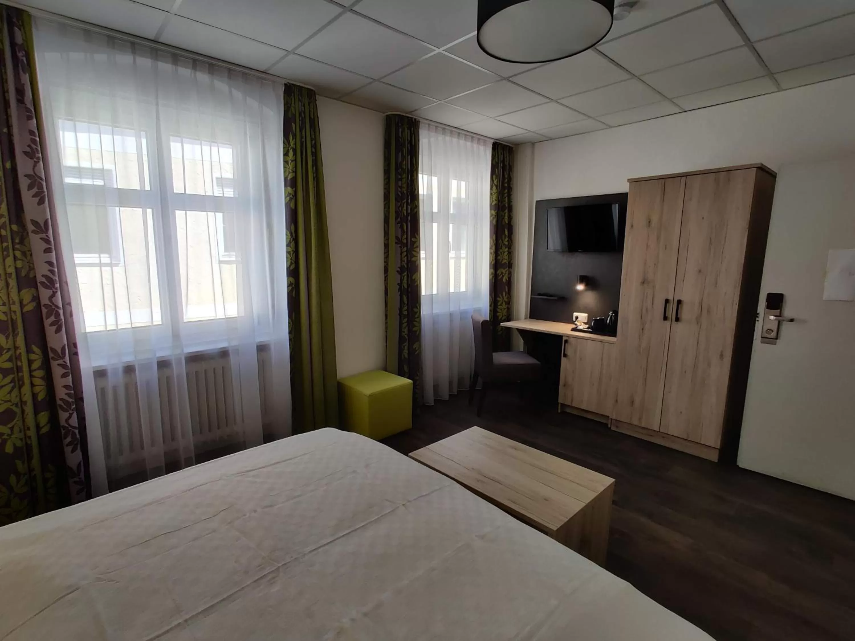 TV and multimedia, Bed in Hotel Goldene Traube