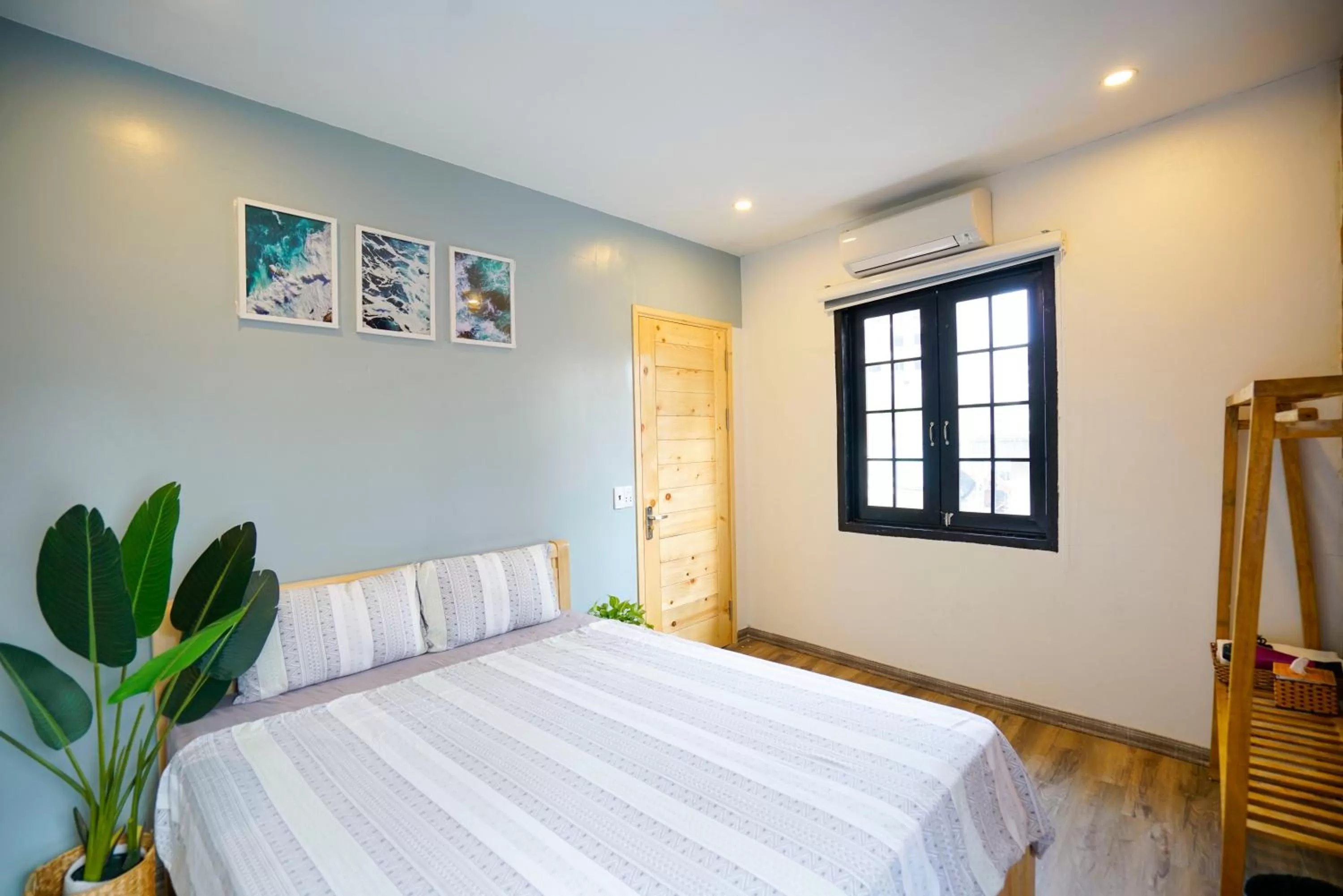 Bedroom, Bed in Halong bay Almorhome