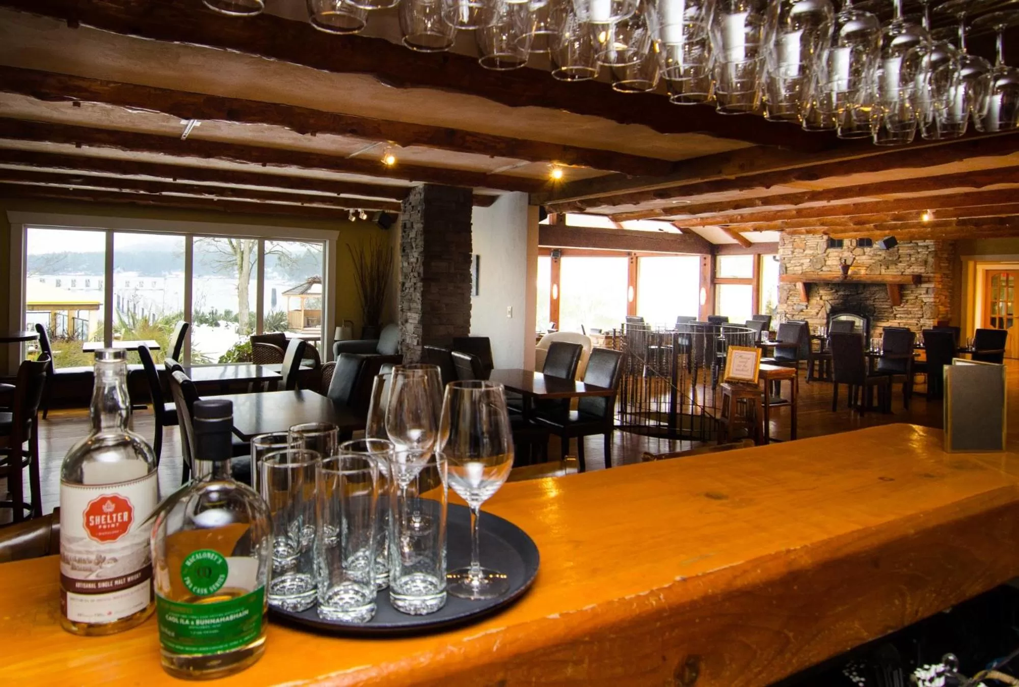 Restaurant/places to eat in Galiano Oceanfront Inn & Spa