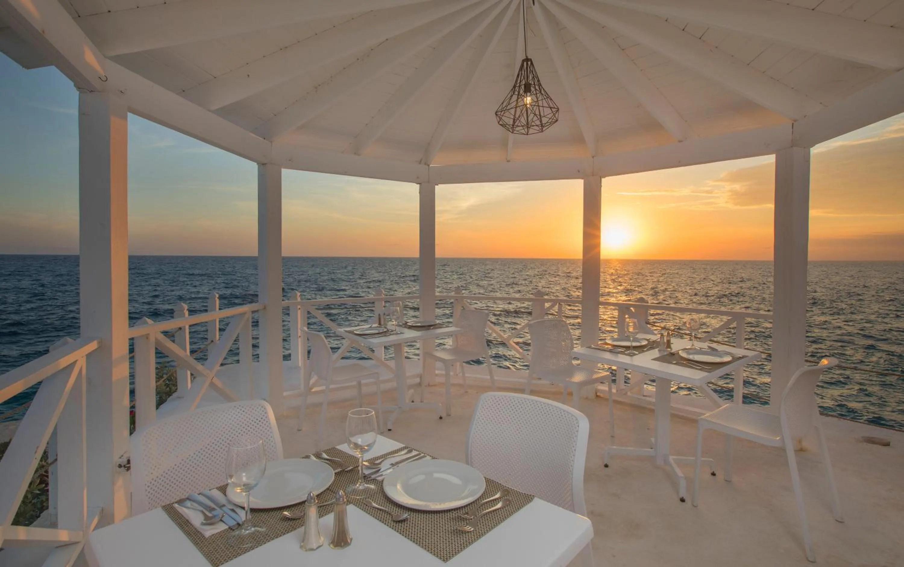 Restaurant/places to eat in Hotel HM Alma de Bayahibe - Adults Only - All Inclusive