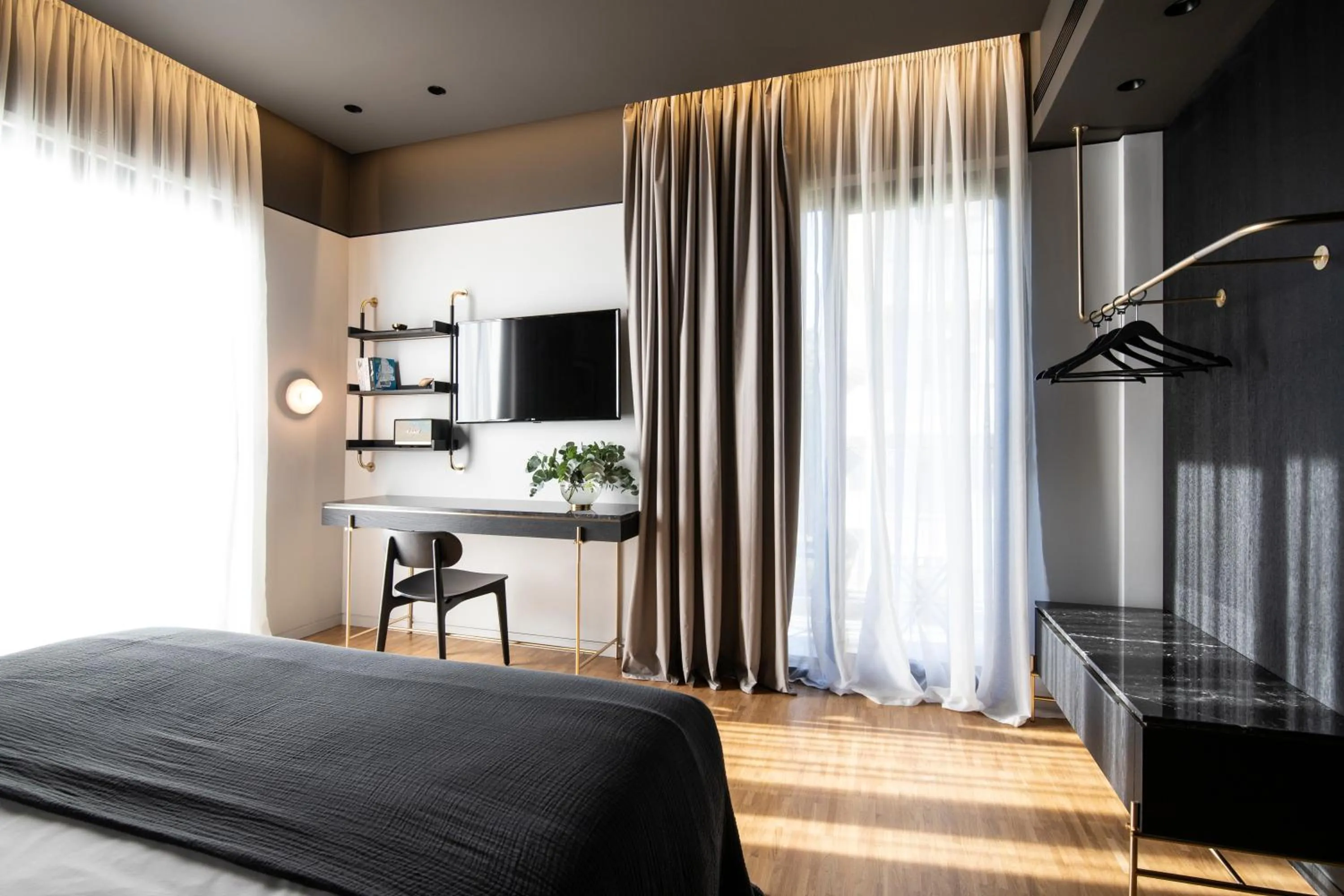 Bedroom, Bed in The Modernist Athens