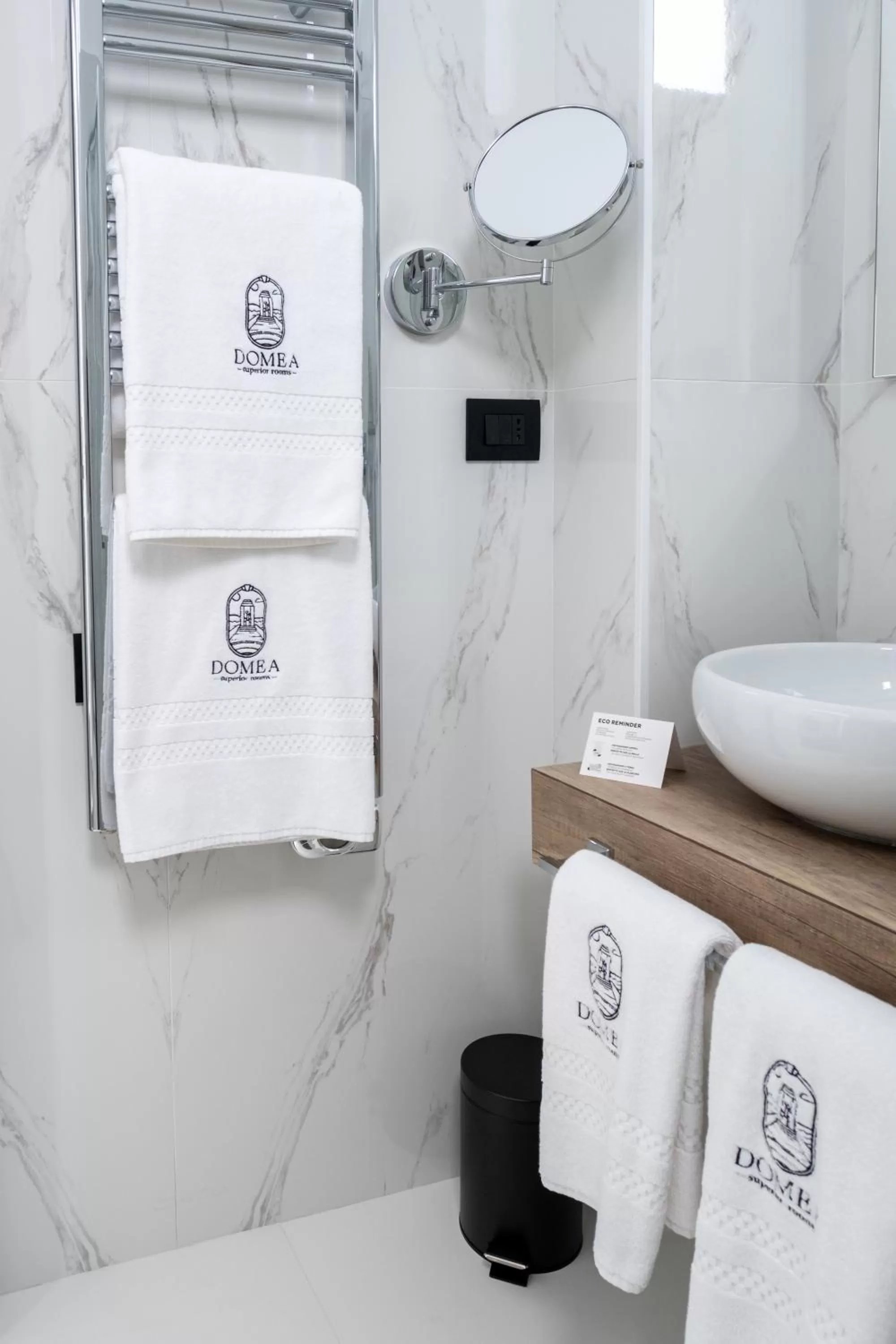 Shower, Bathroom in Domea Superior Rooms Bed and Breakfast