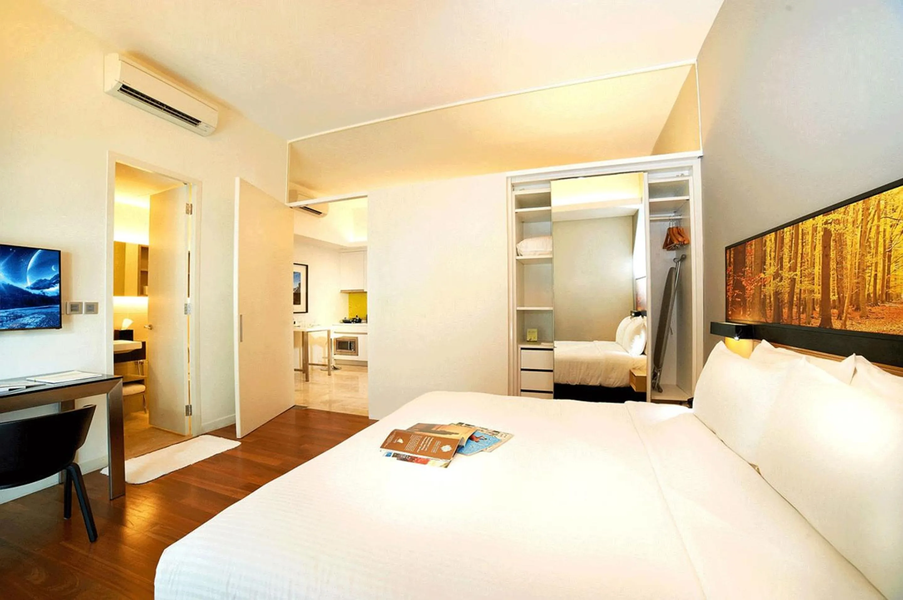 Bedroom, Bed in The Signature Hotel & Serviced Suites Kuala Lumpur