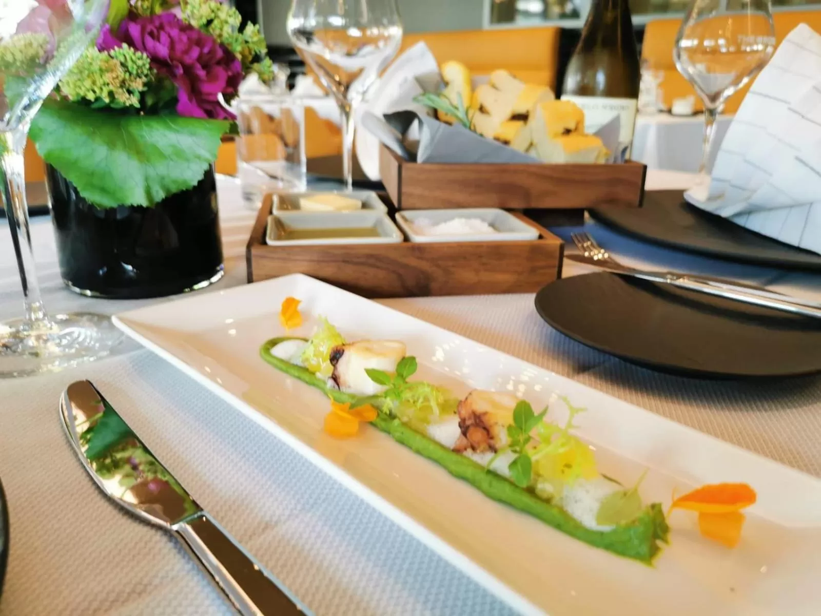 Food in The Bridgge Grand Boutique Hotel