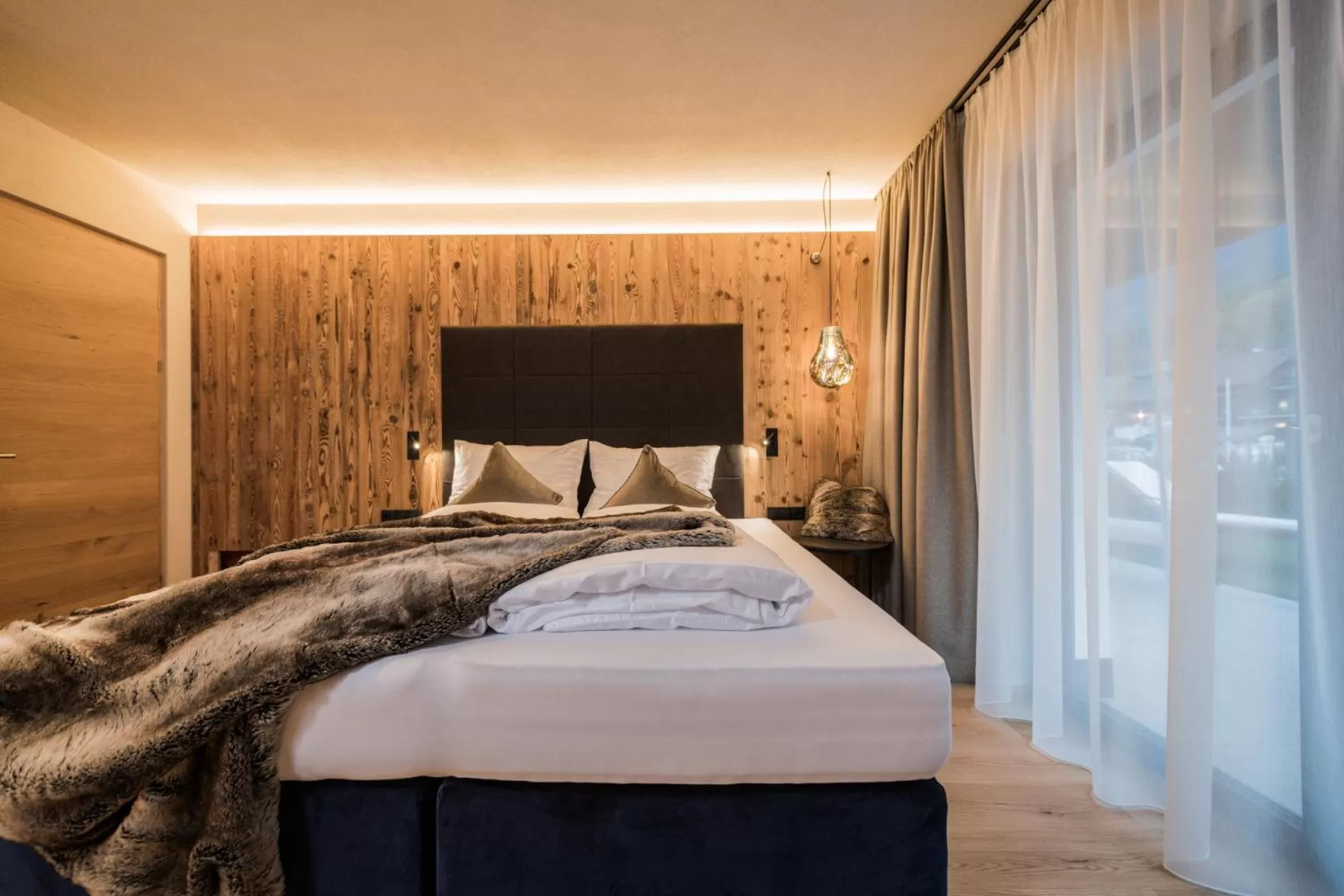 Bedroom, Bed in K1 Mountain Chalet - Luxury Apartements