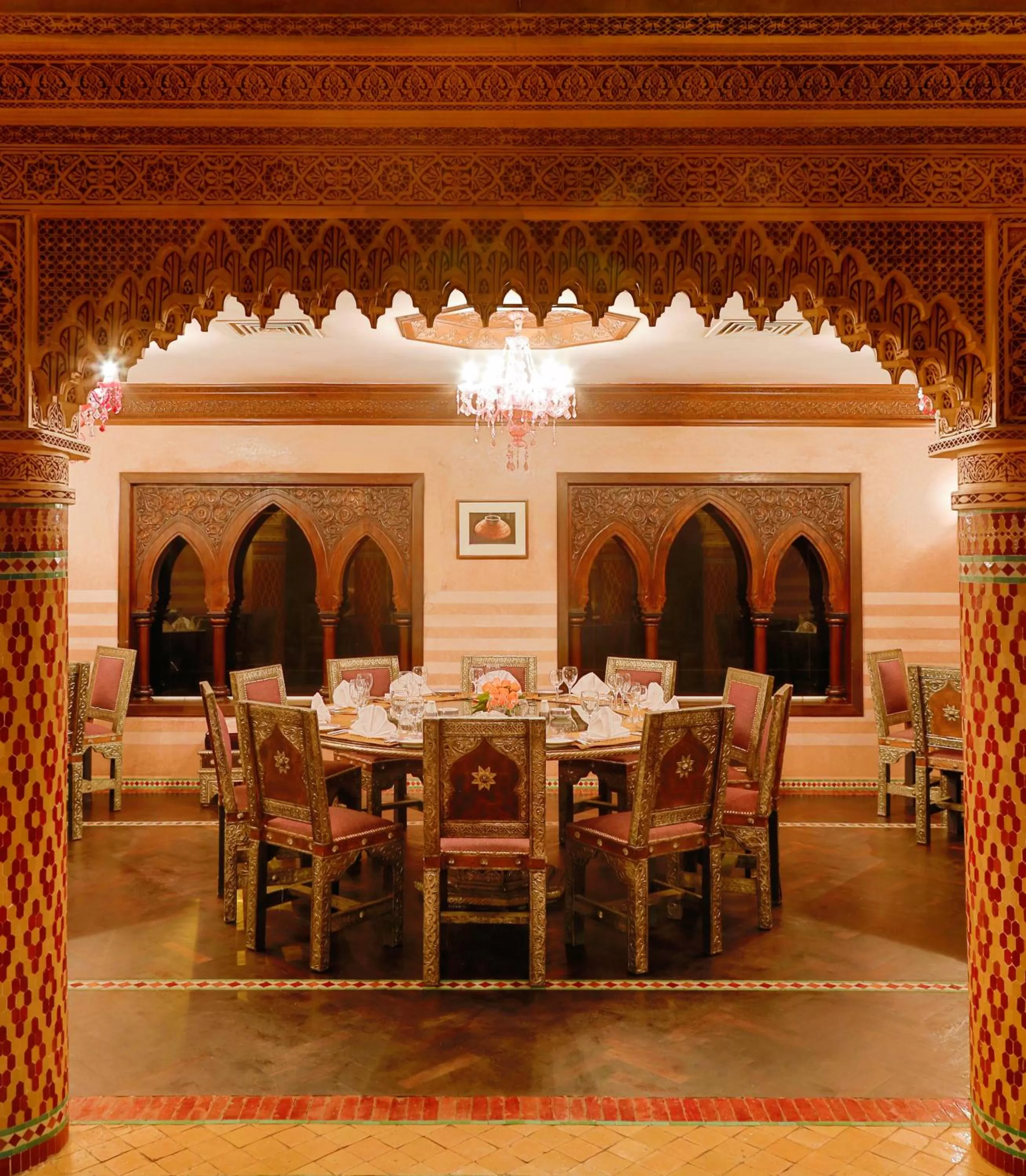 Restaurant/places to eat in L' Amphitrite Palace Beach Resort & Spa