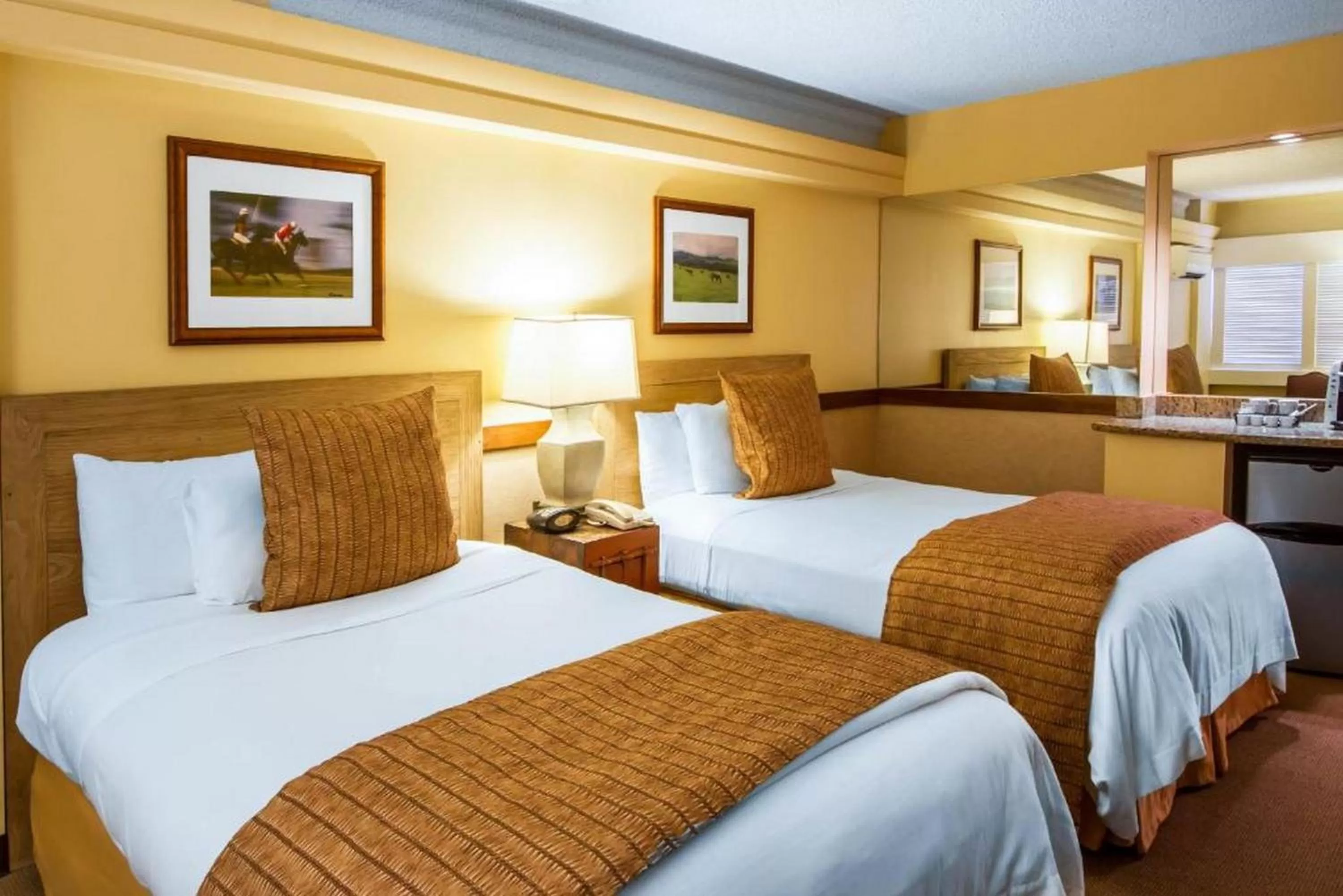 Bedroom, Bed in The Equus