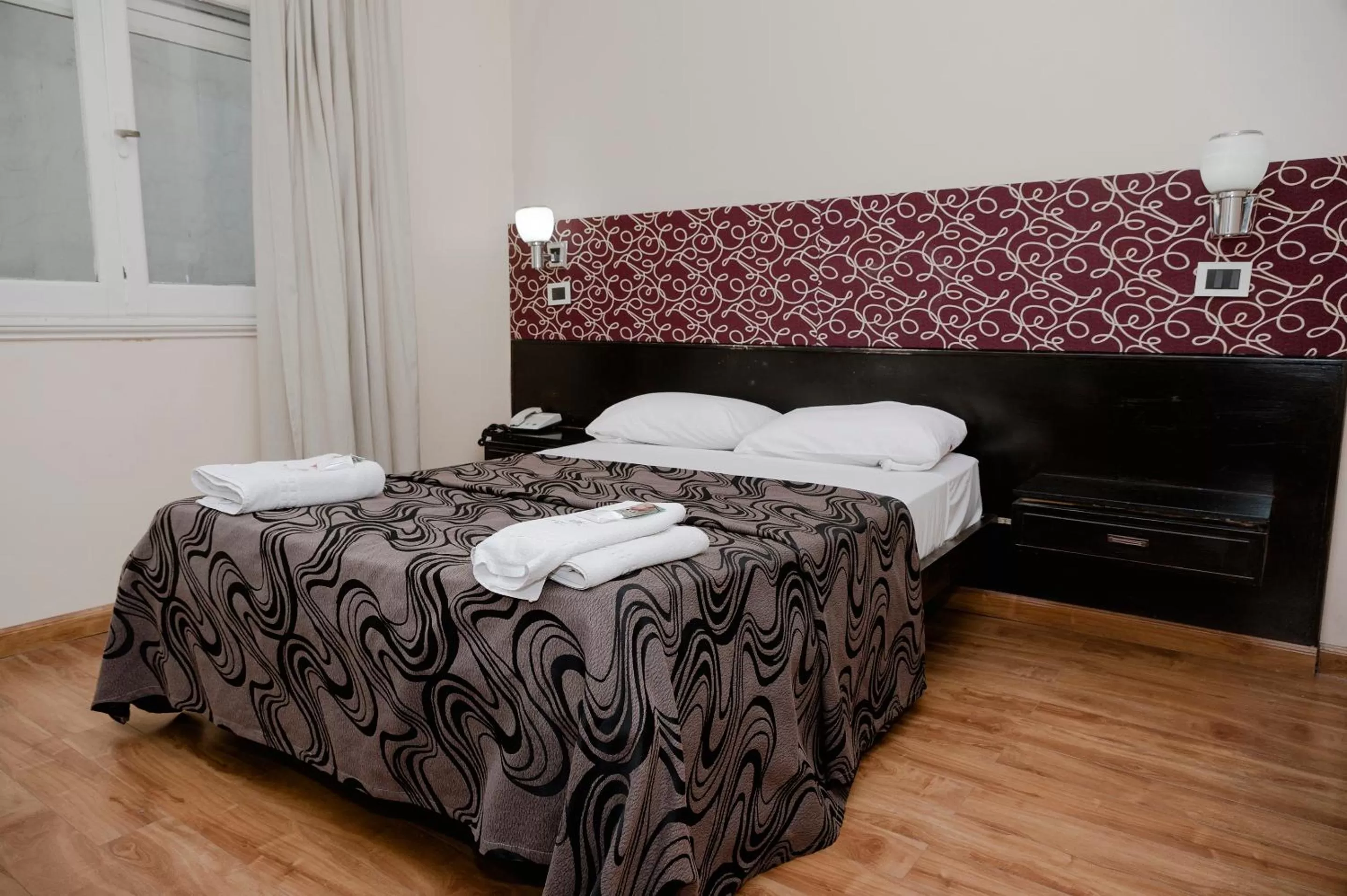 Bedroom, Bed in Tucuman Palace Hotel