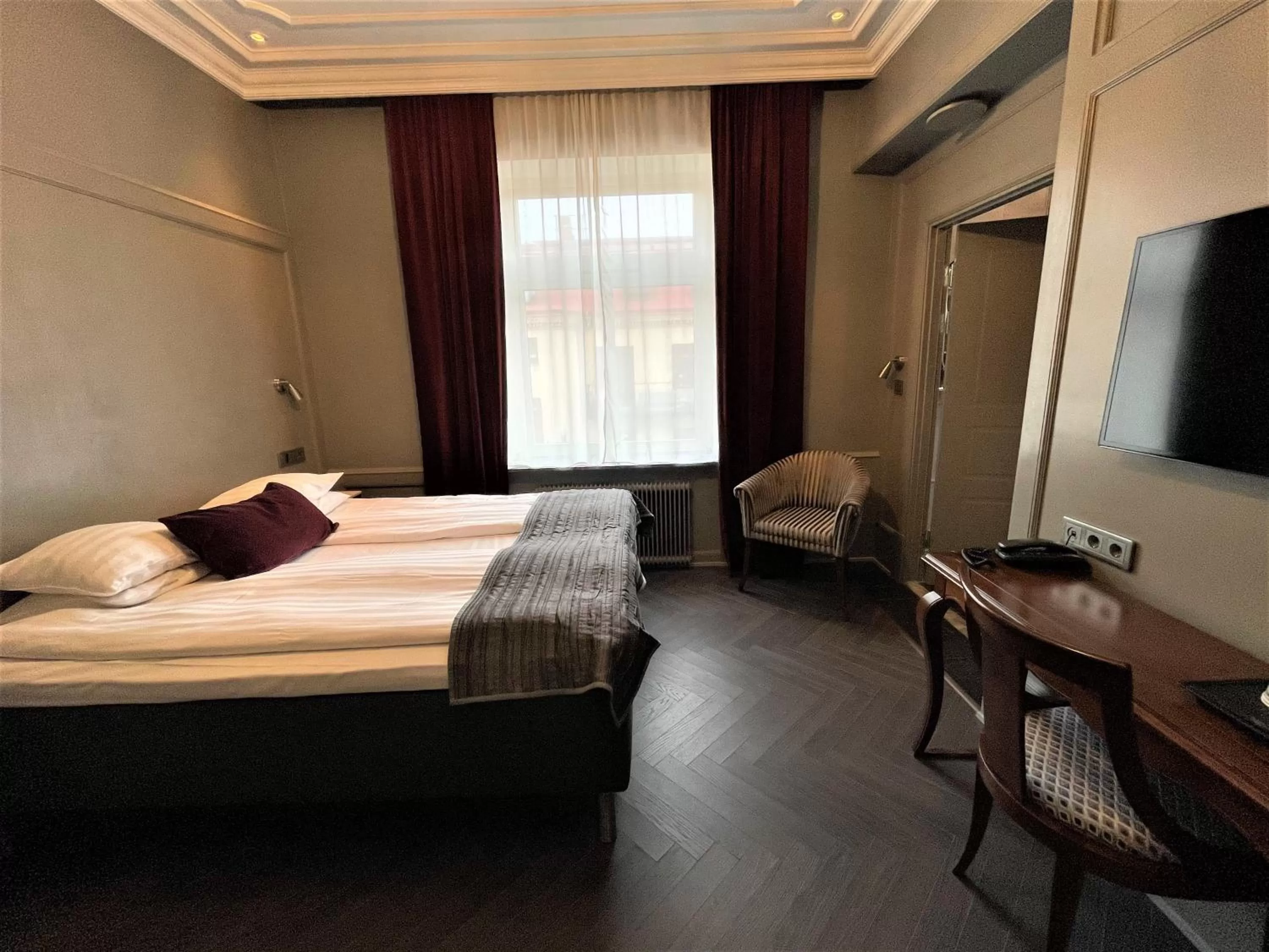 Photo of the whole room, Bed in Hotel Vasa, BW Signature Collection