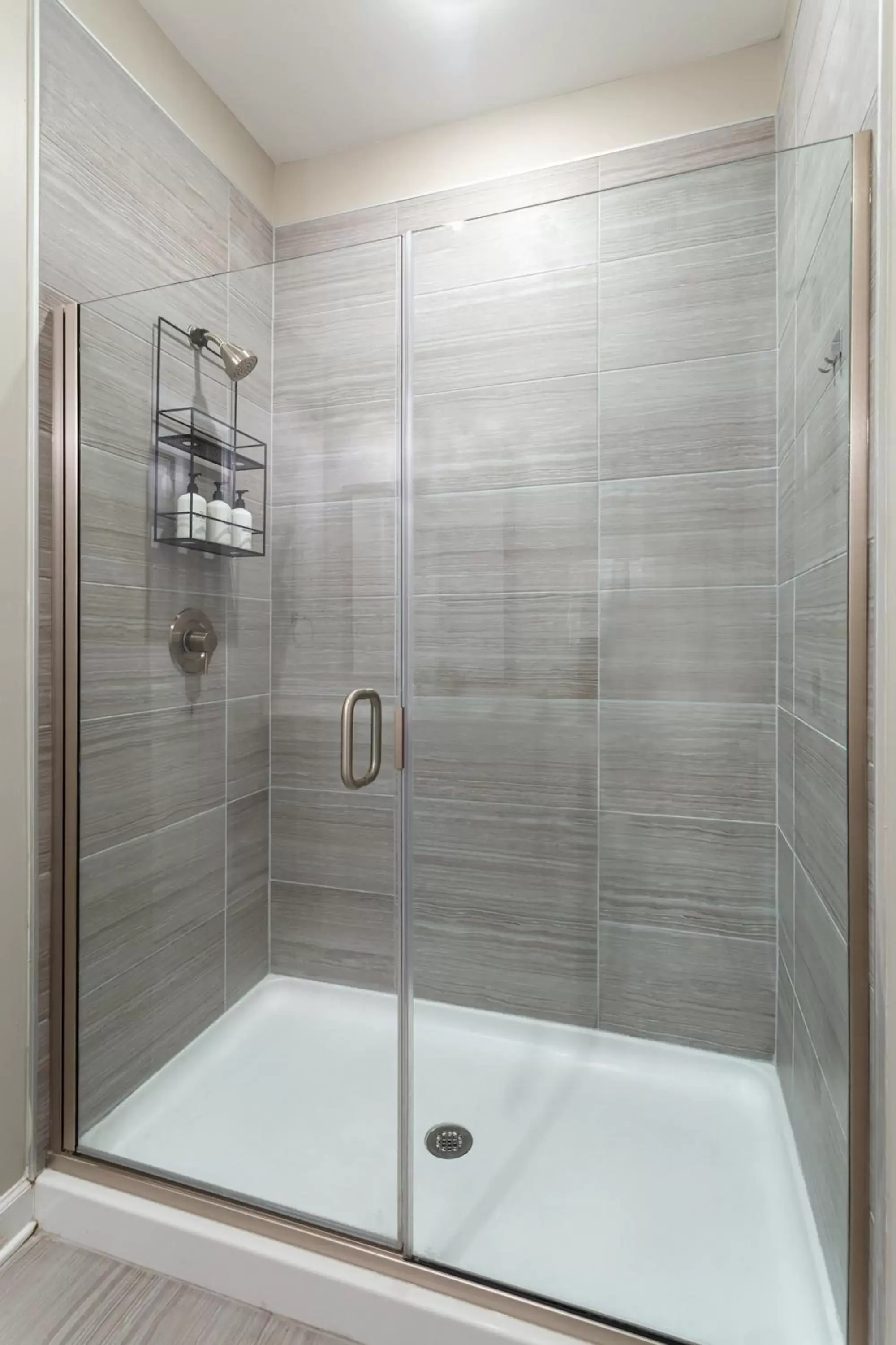 Two-Bedroom Apartment (Self Check-in with Virtual Front Desk) in Kasa FreeMoreWest Charlotte Two-Bedroom Apartment (Self Check-in with Virtual Front Desk) in Kasa FreeMoreWest Charlotte