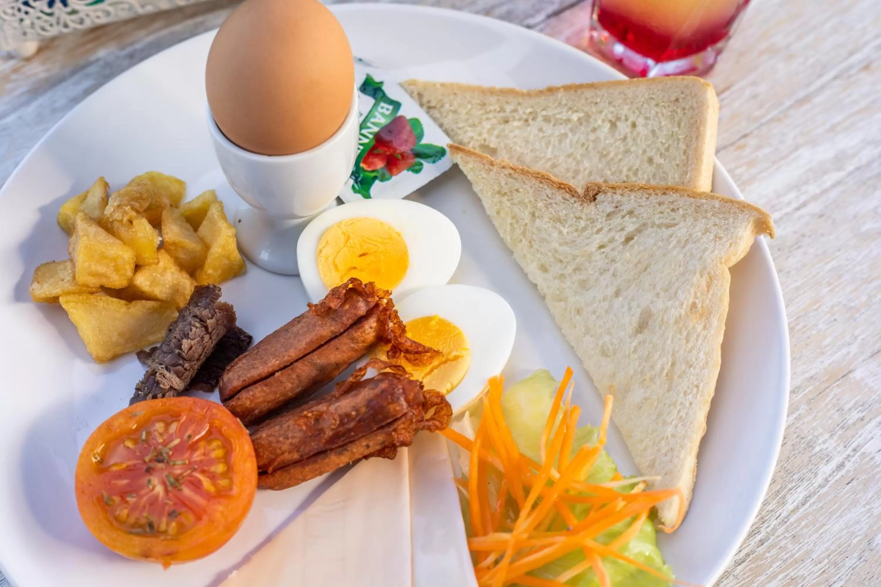 Restaurant/places to eat in Santorini Beach Resort