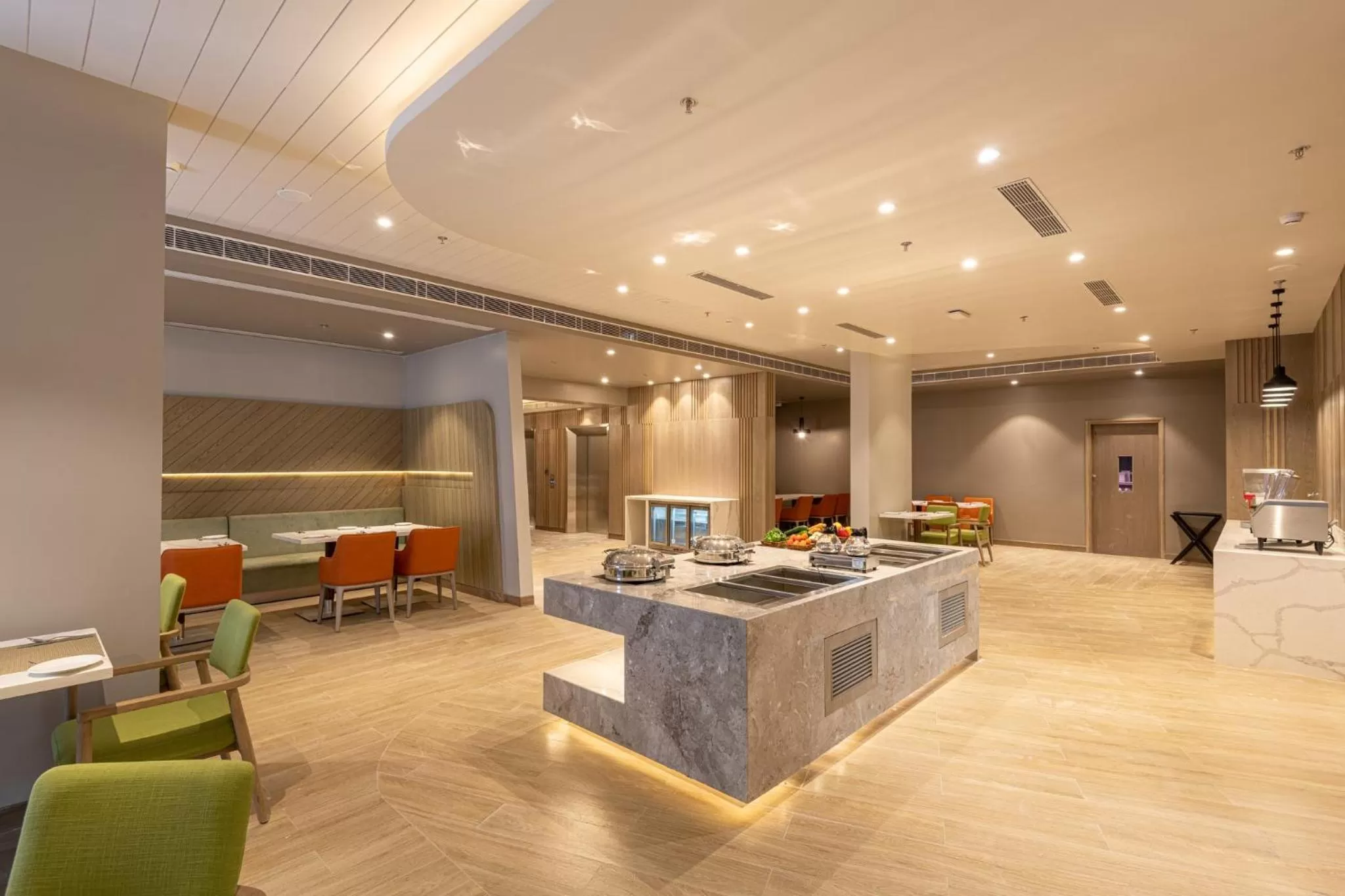 Restaurant/places to eat in Holiday Inn Katra Vaishno Devi by IHG