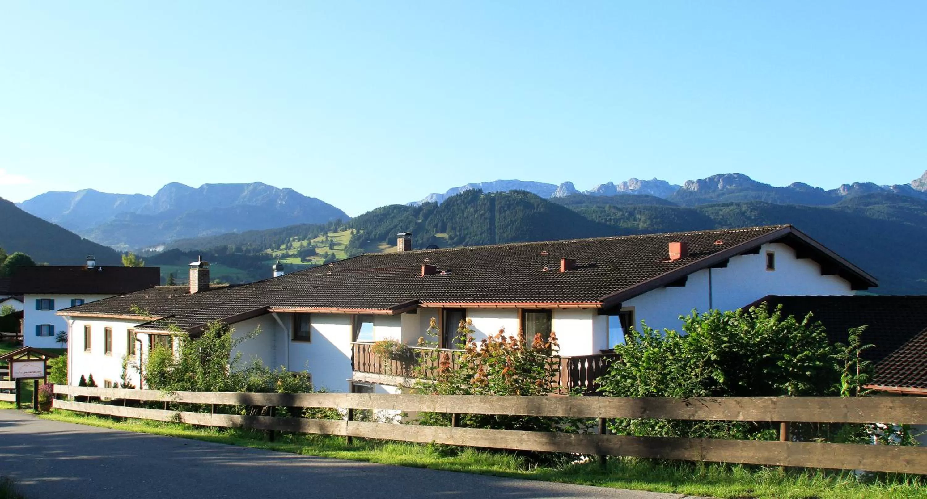 Property Building in Hotel Alpenblick Berghof
