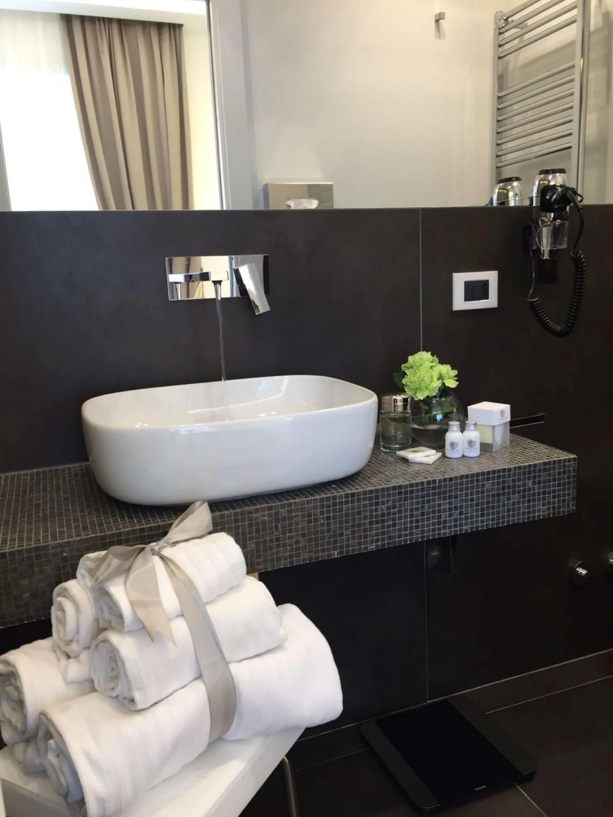 Bathroom in Vatican Style